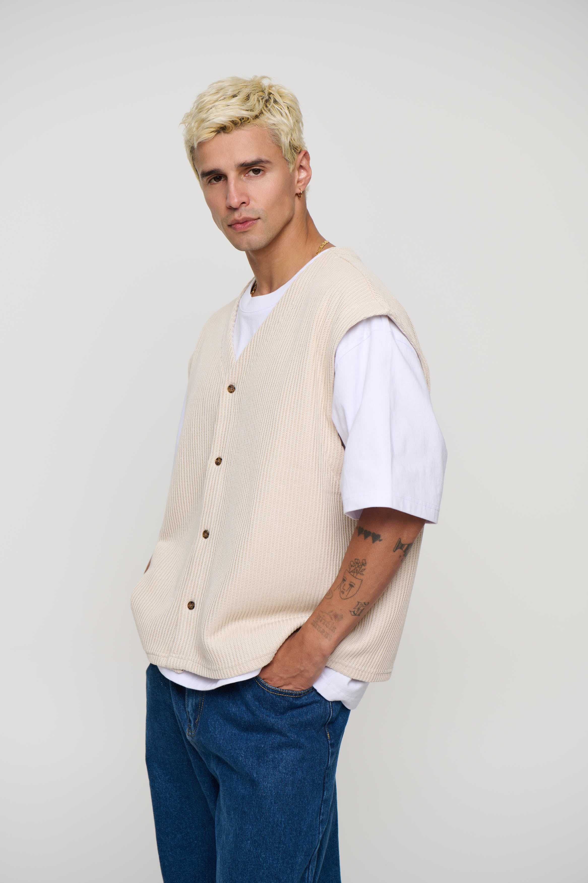 Cassius Knitted Vest Sand