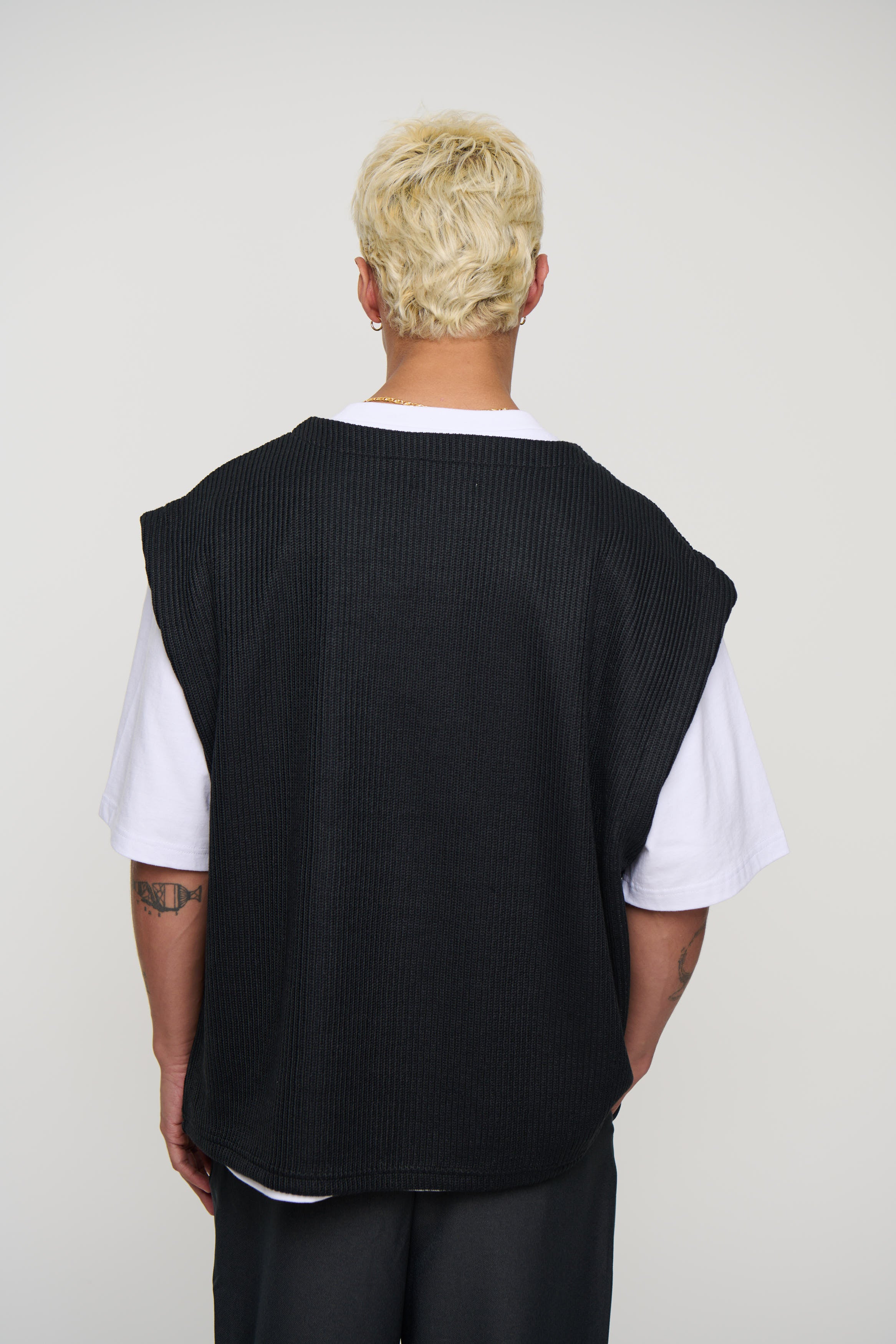 Cassius Knitted Vest Black