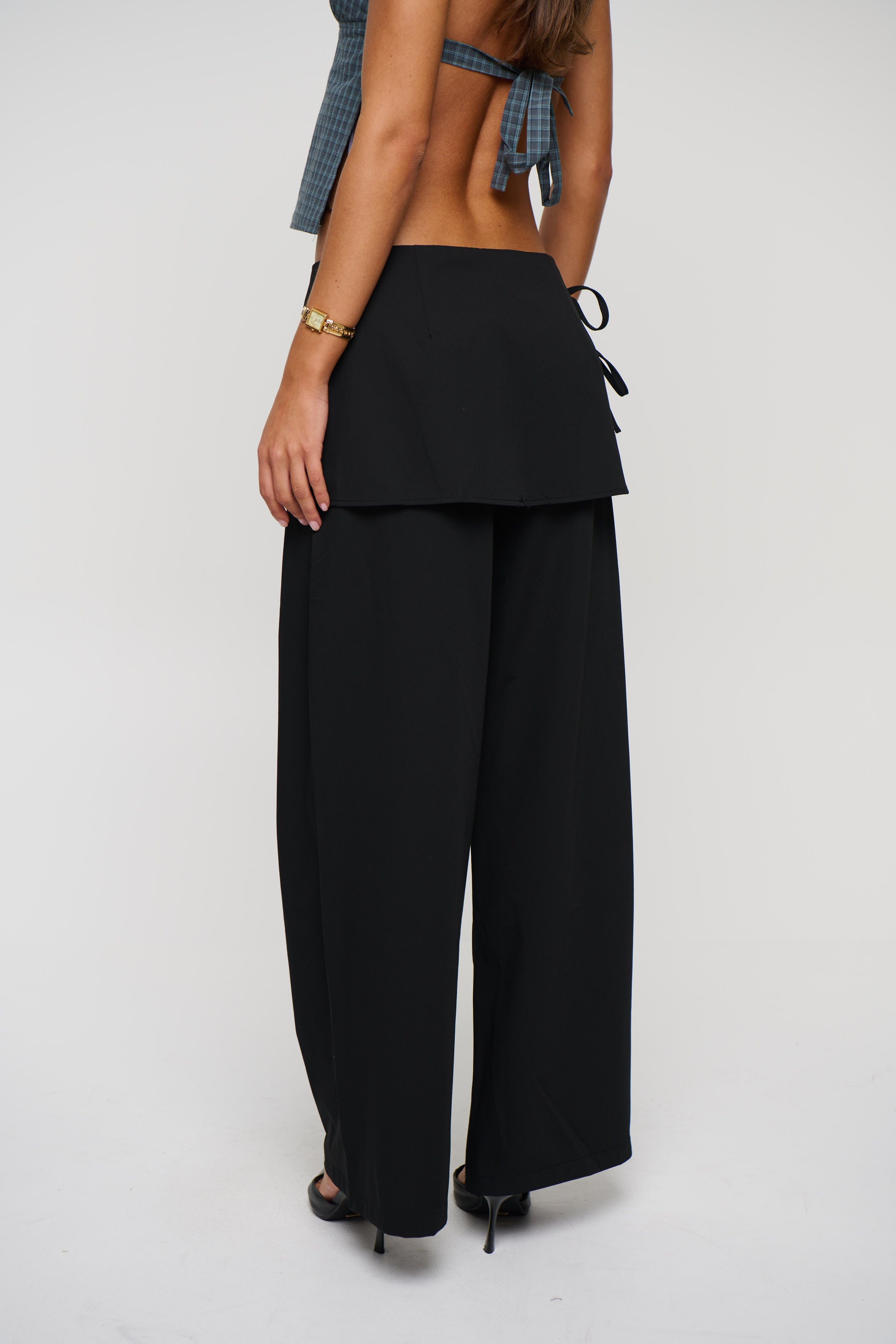 Camila Pant Black