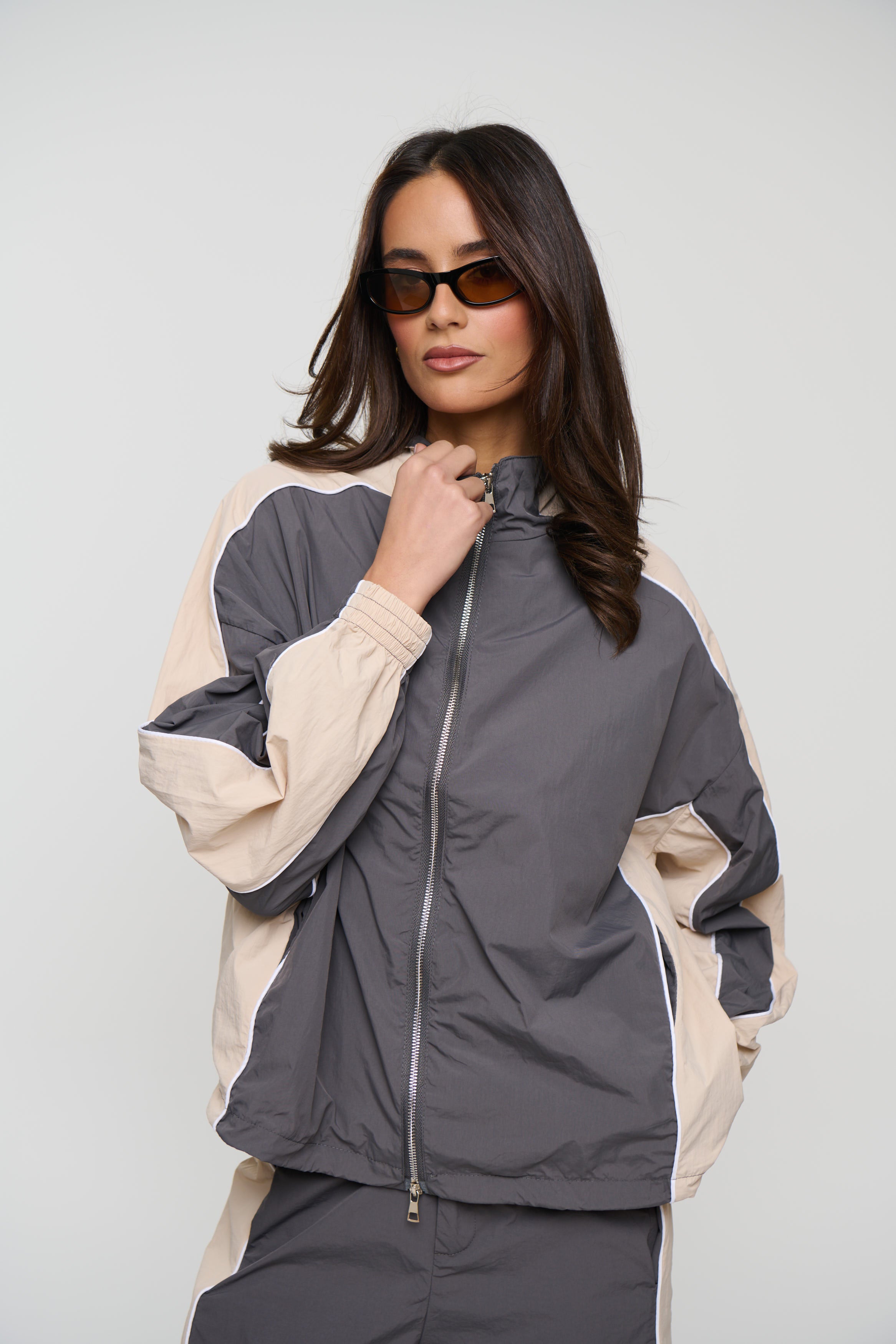 Cleo Windbreaker Grey