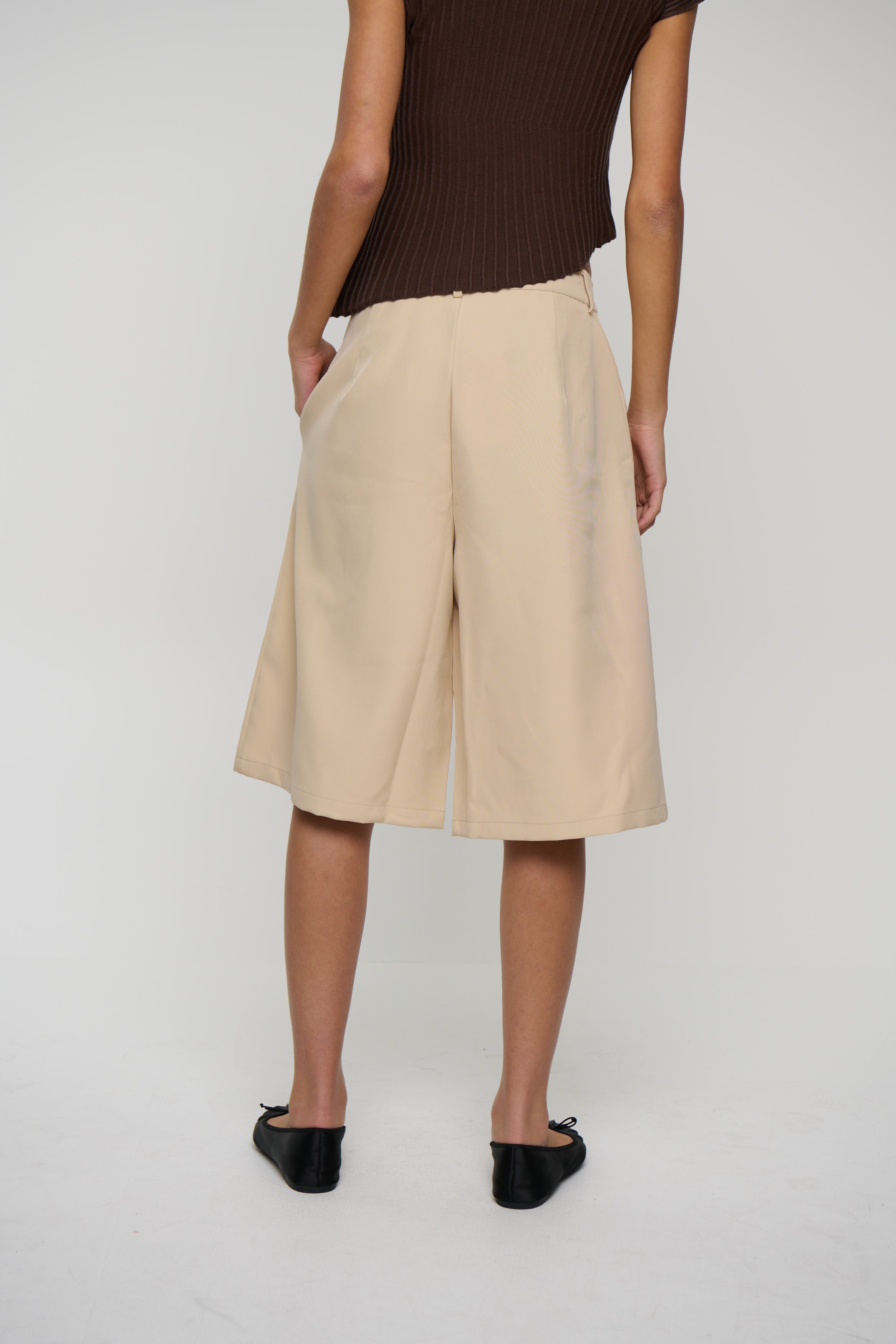 Roni Long Short Sand