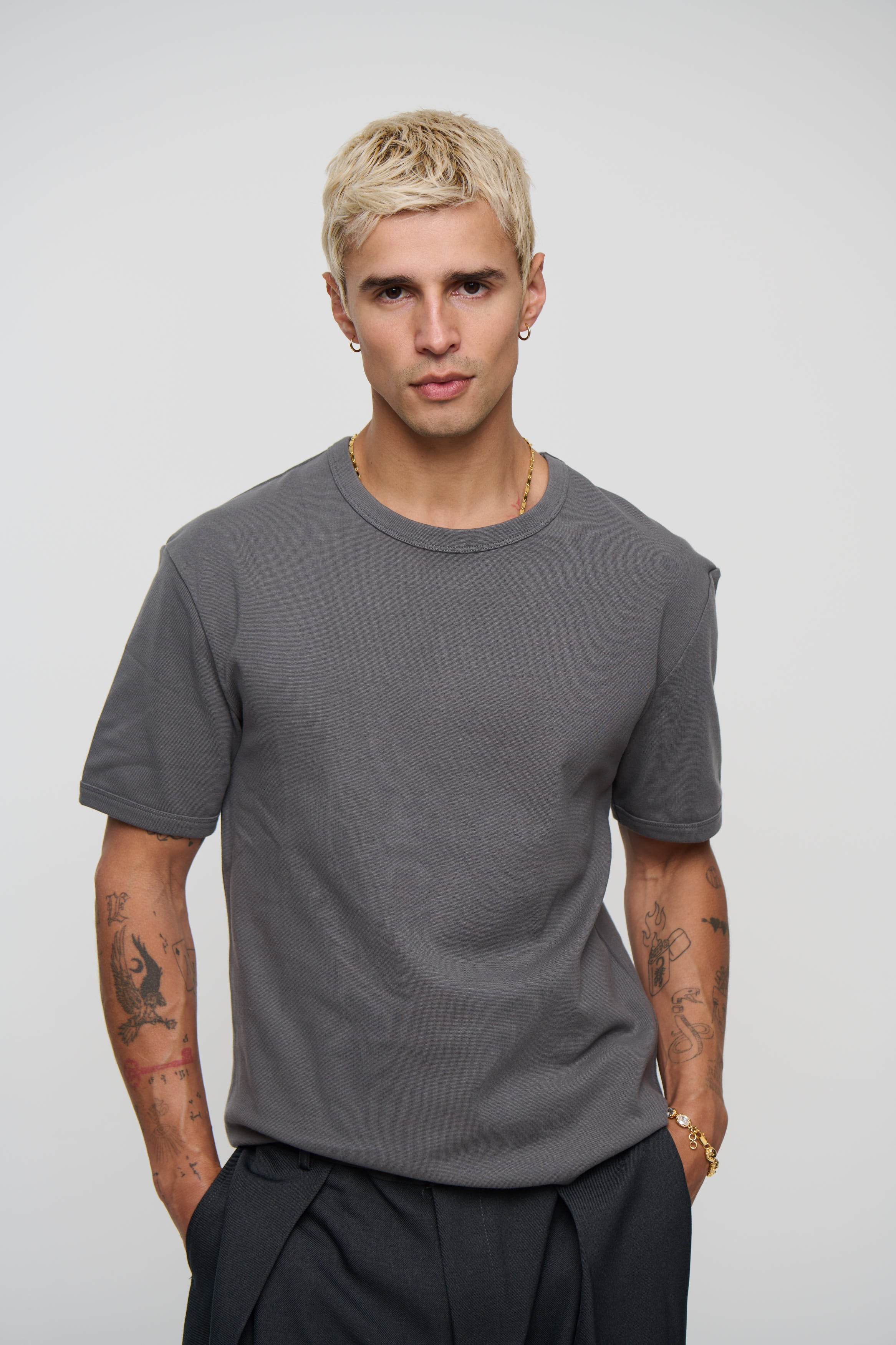 Charlie Ringer Tee Plain Charcoal