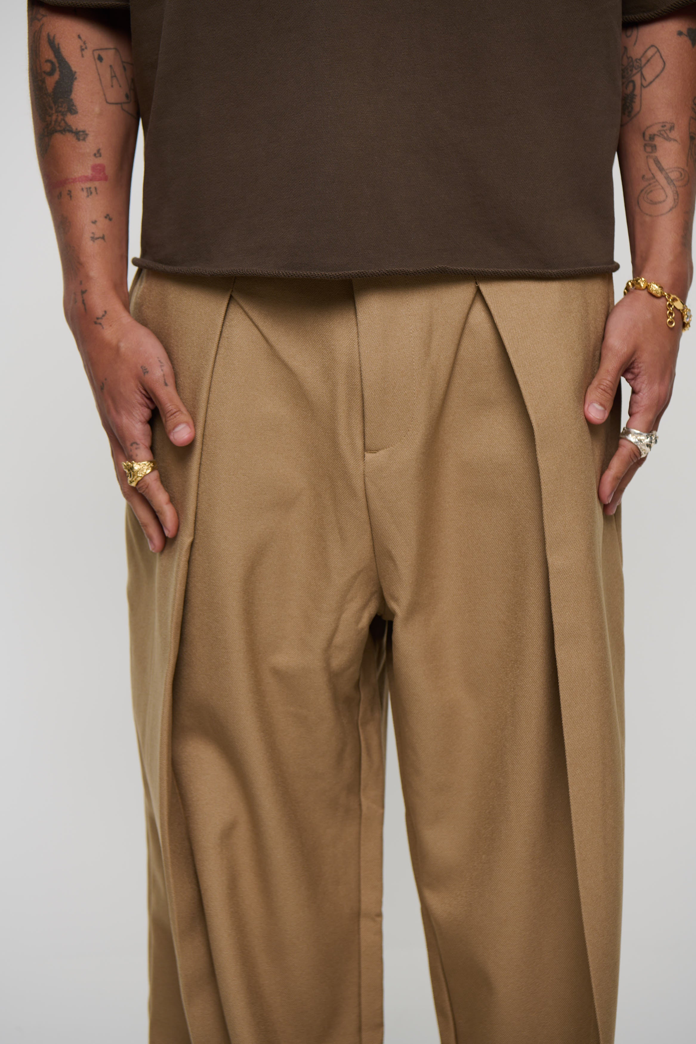 Josh Baggy Pant Sand