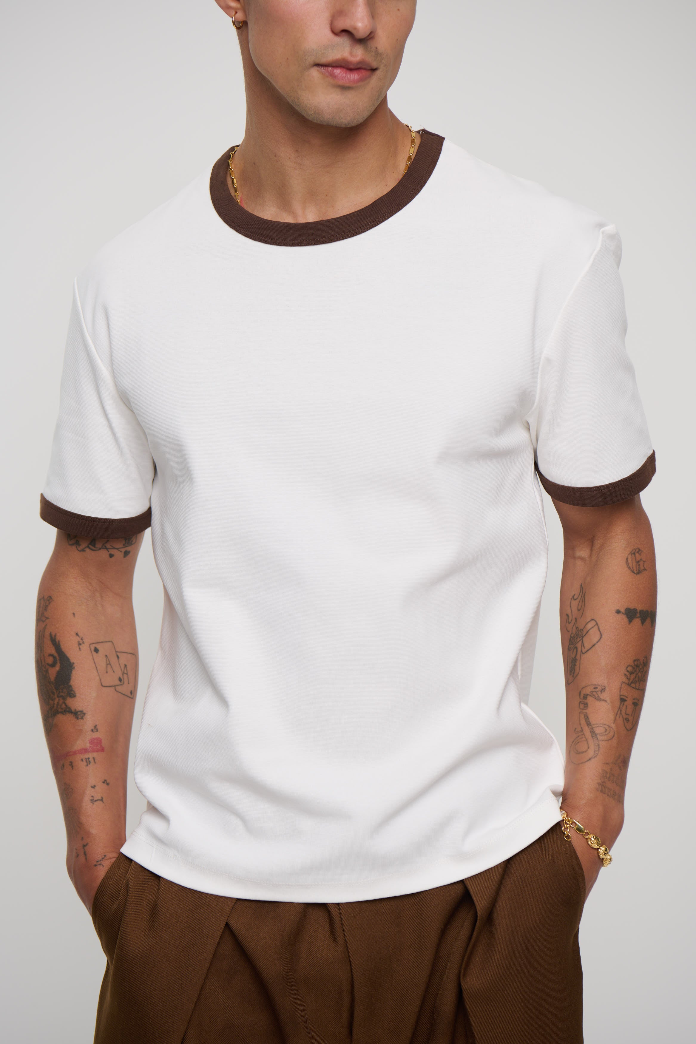 Charlie Ringer Tee Choc/White