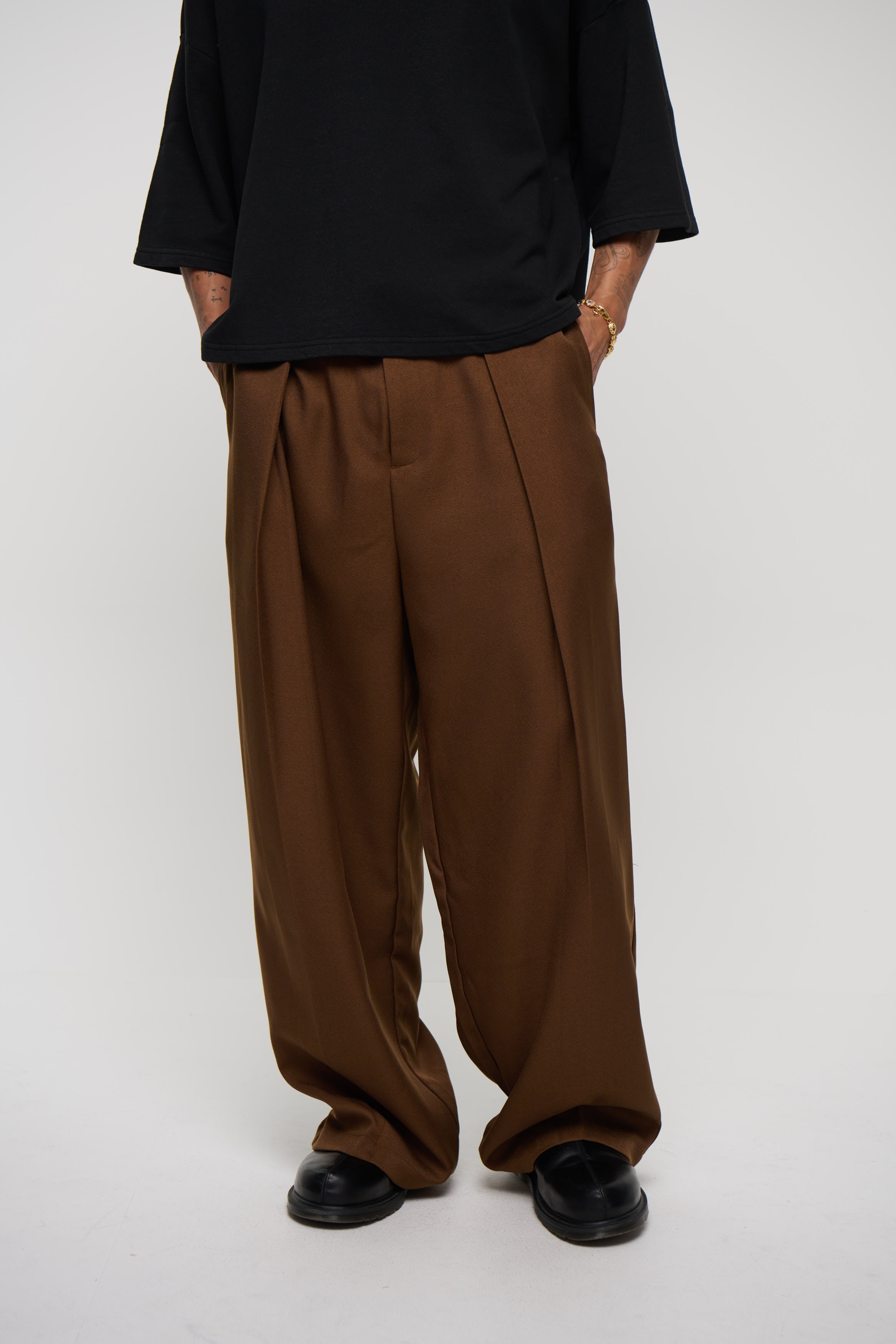 Josh Baggy Pant Choc