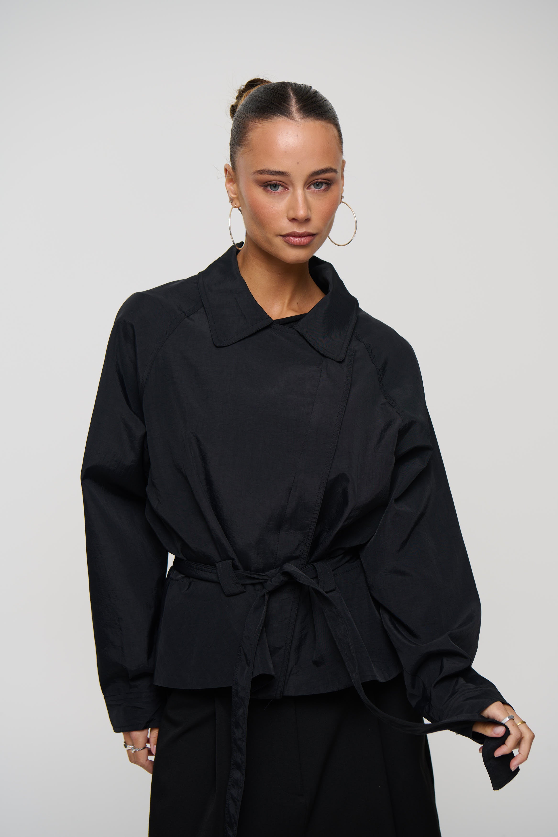 Gigi Cropped Trench Black