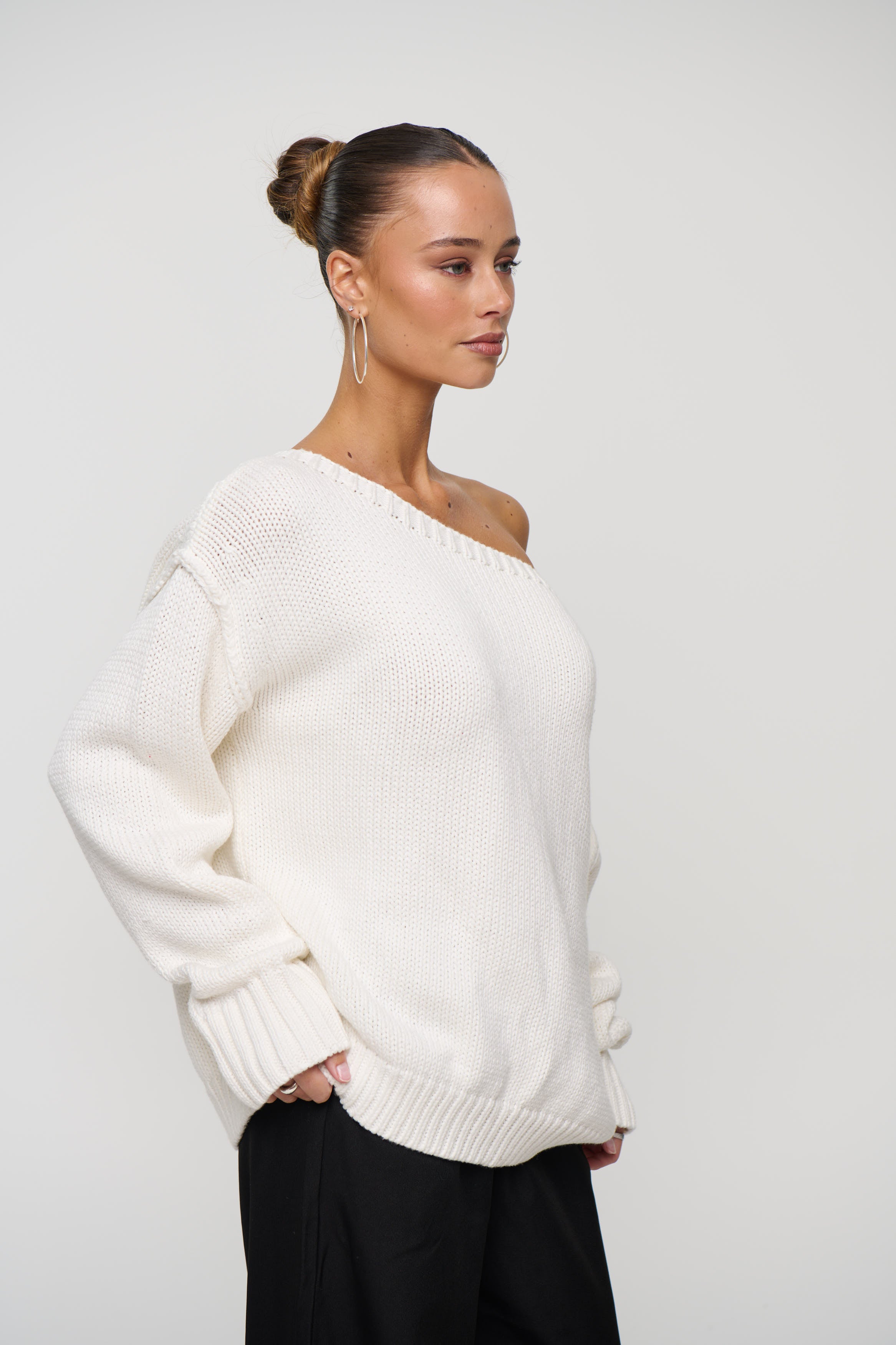 Alissa Off The Shoulder Knit Beige