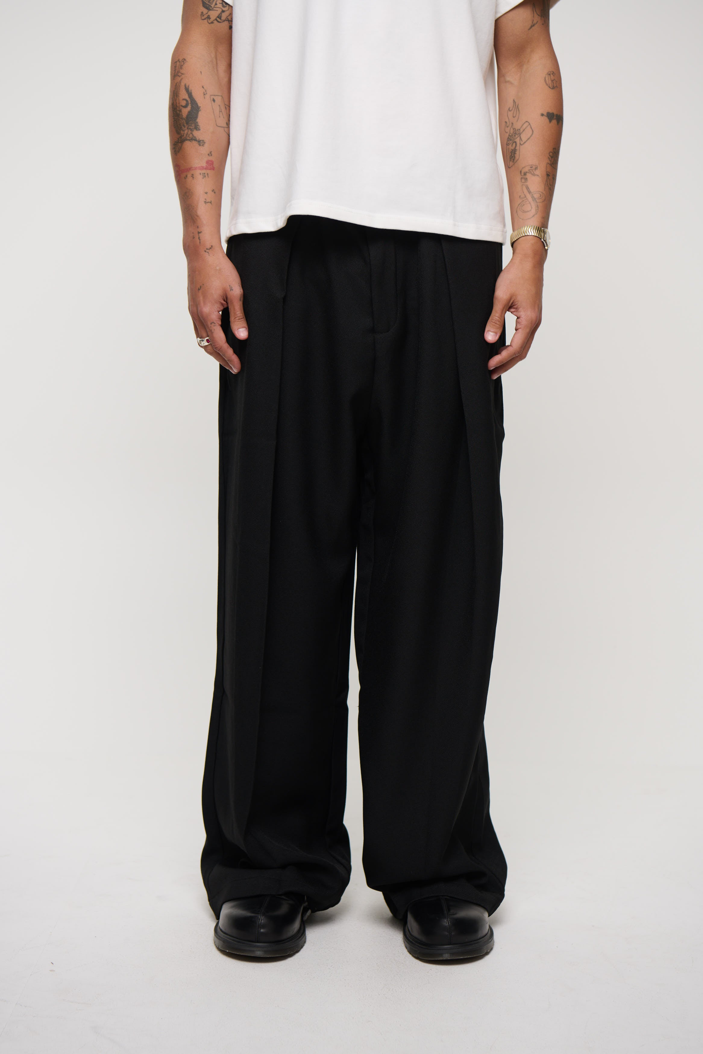 Josh Baggy Pant Black