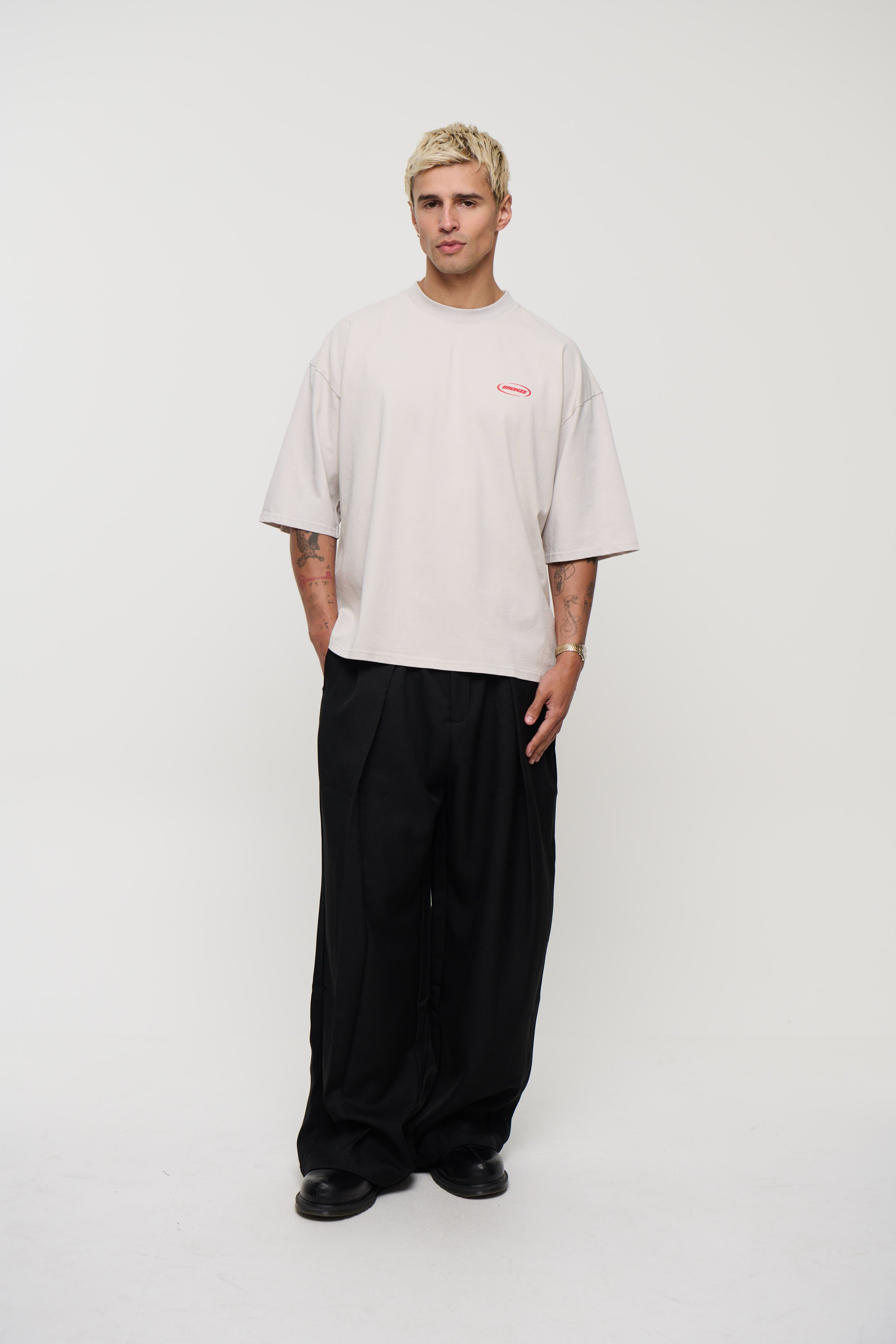 Riley Logo Tee Ivory