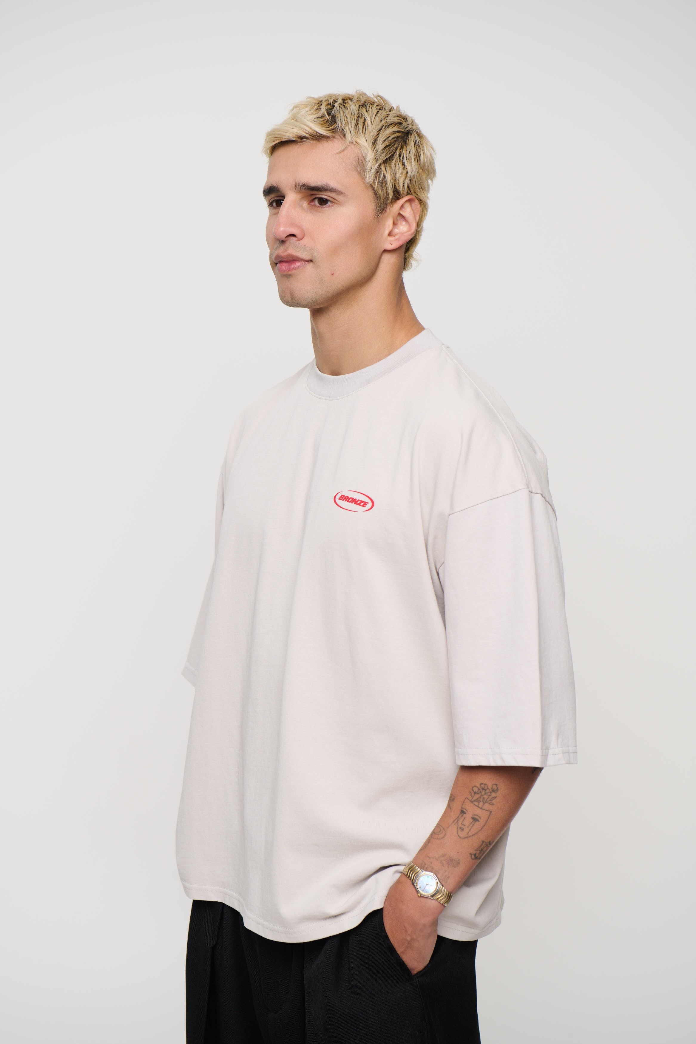Riley Logo Tee Ivory