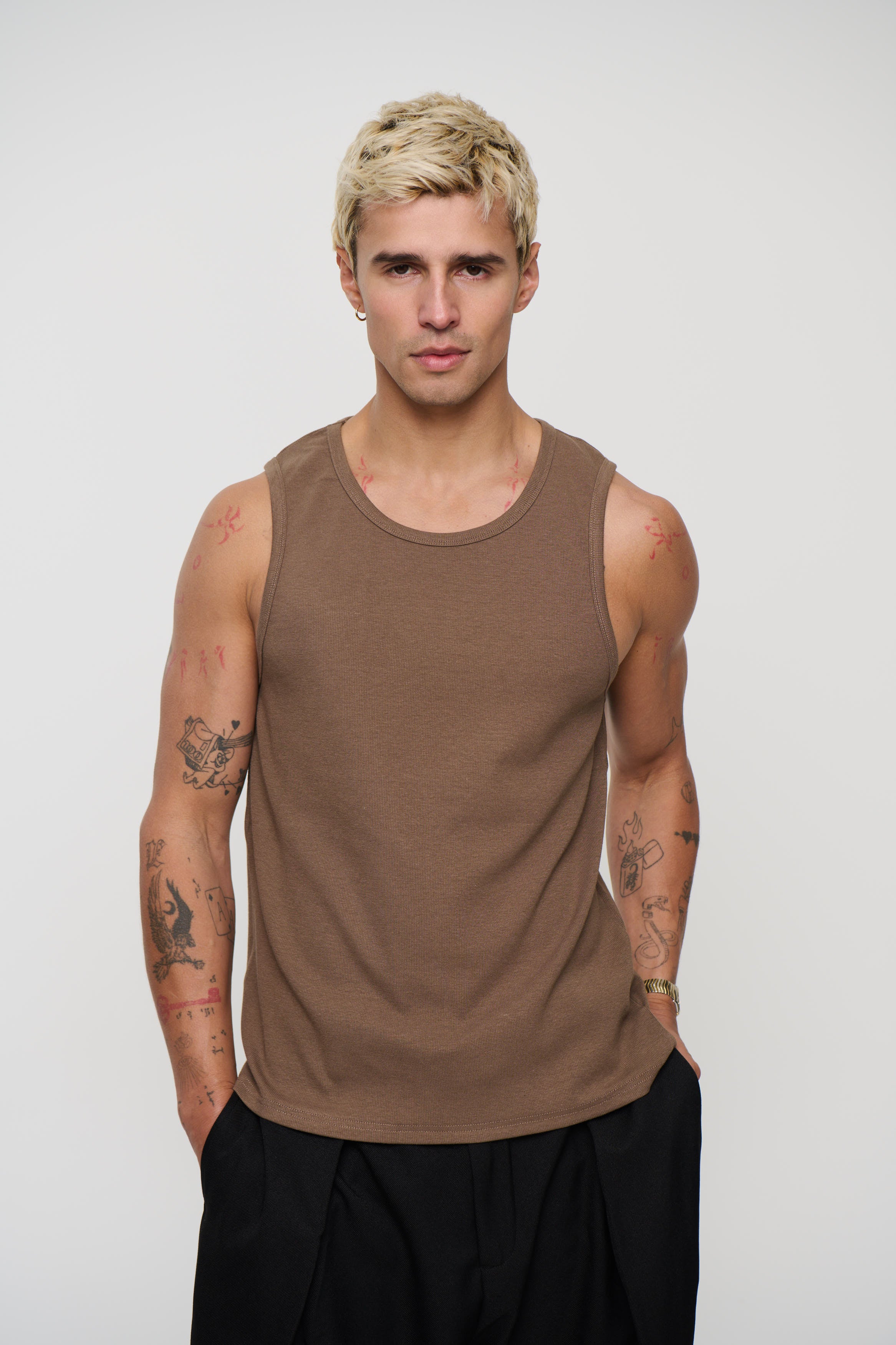 Declan Fitted Tank Choc