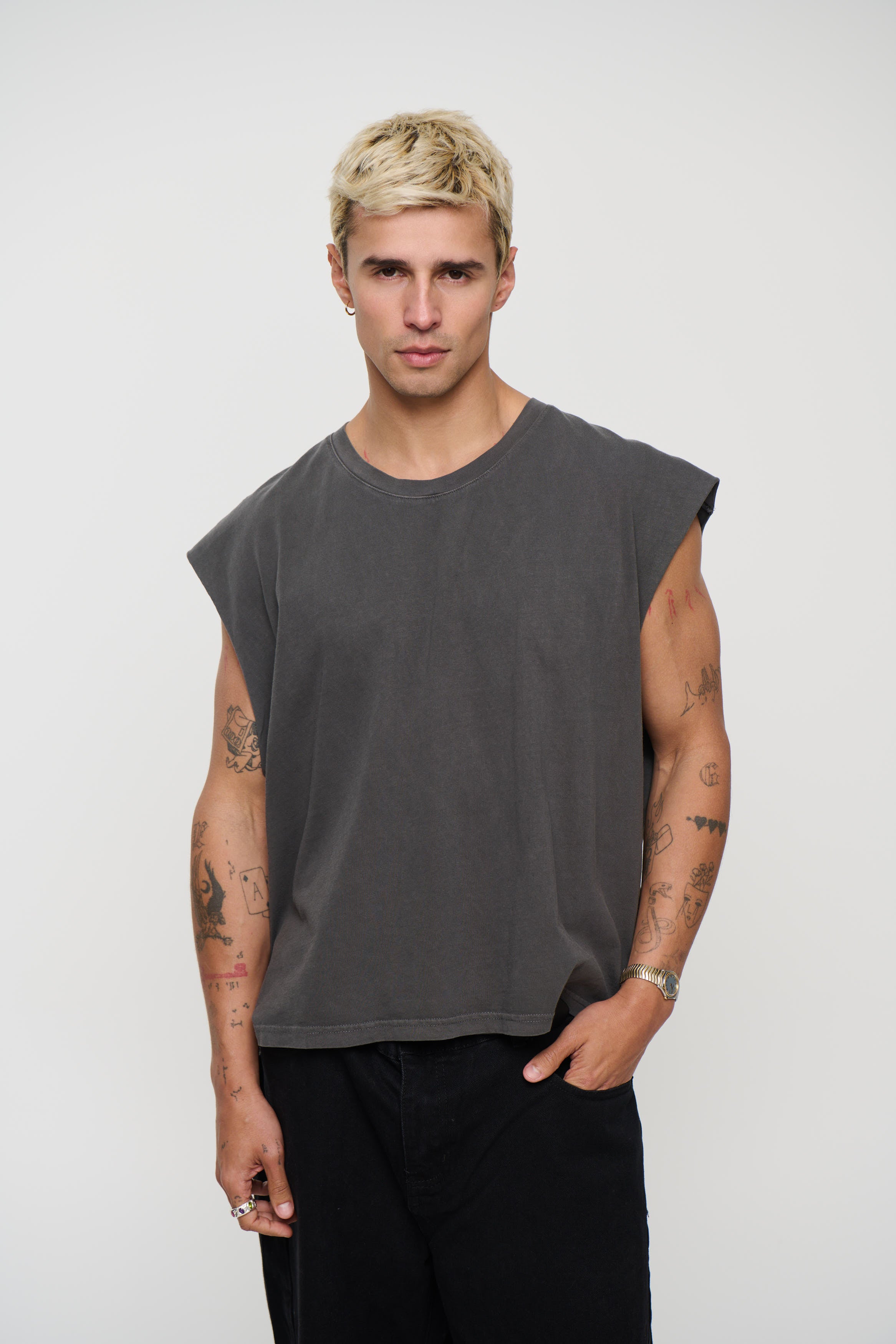 NTH Crop Box Tank Charcoal