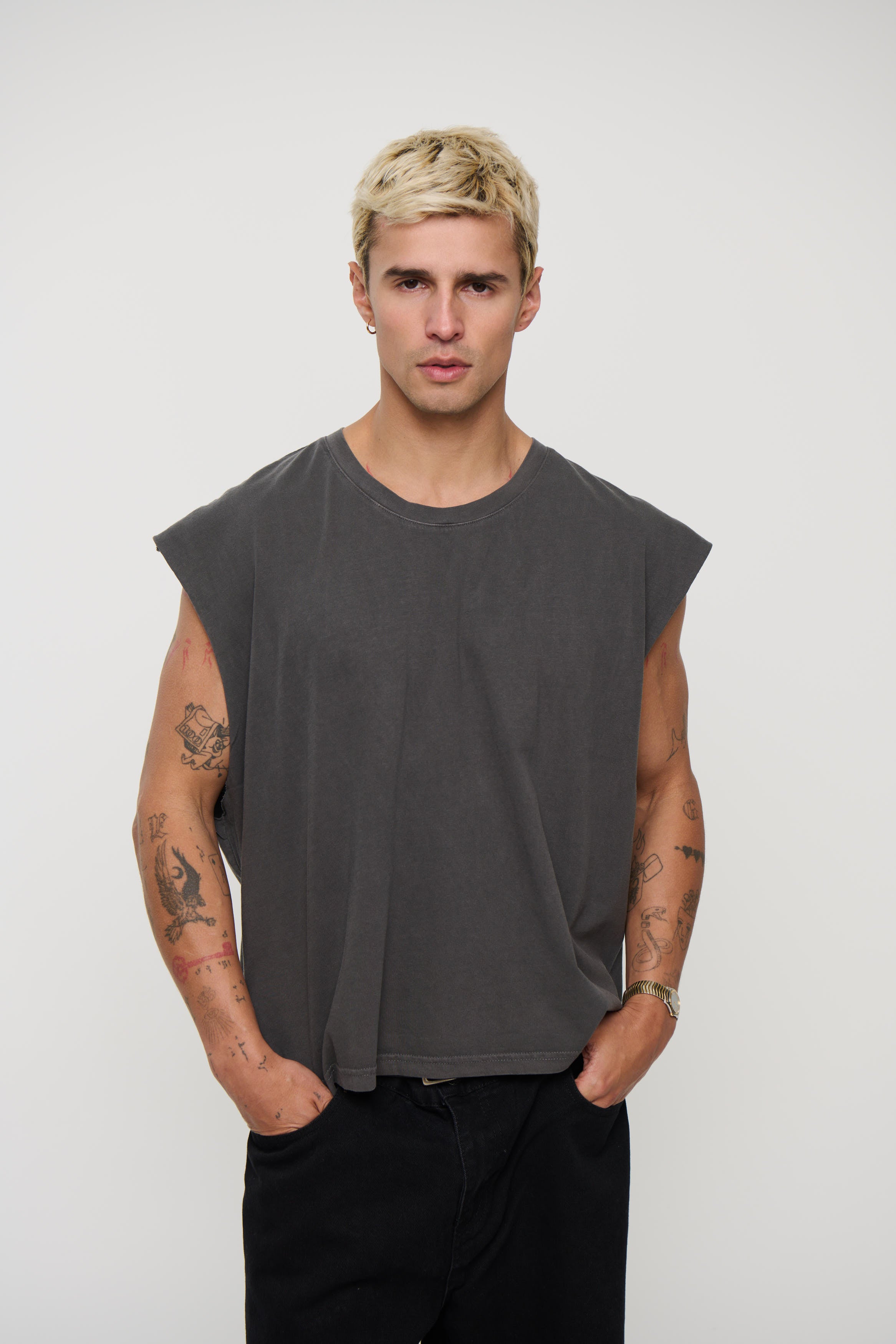 NTH Crop Box Tank Charcoal