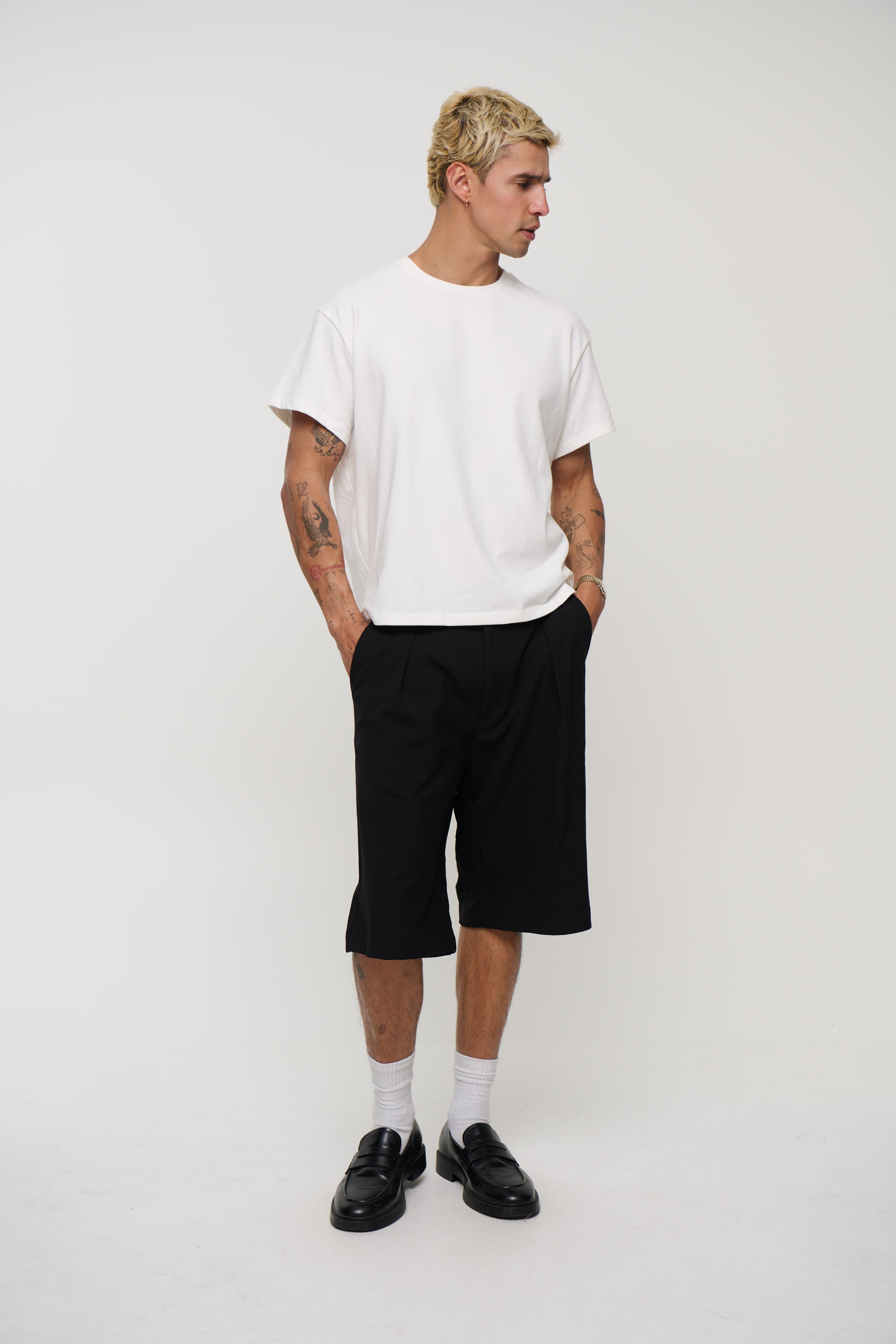 Alex Pleat Jort Black