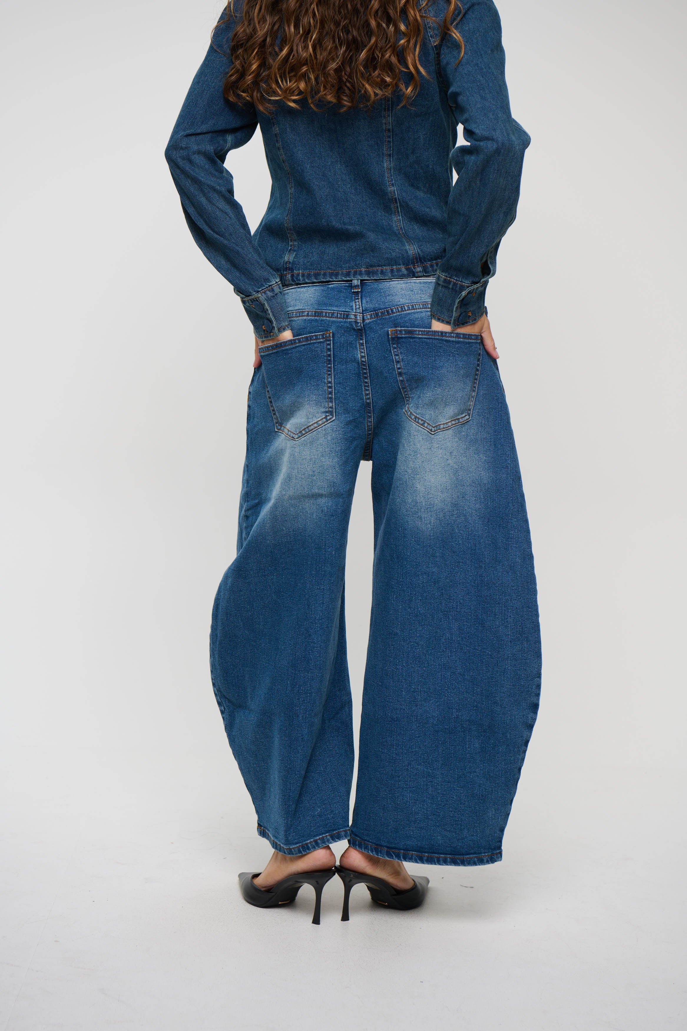 Horseshoe Cropped Jean Dark Indigo