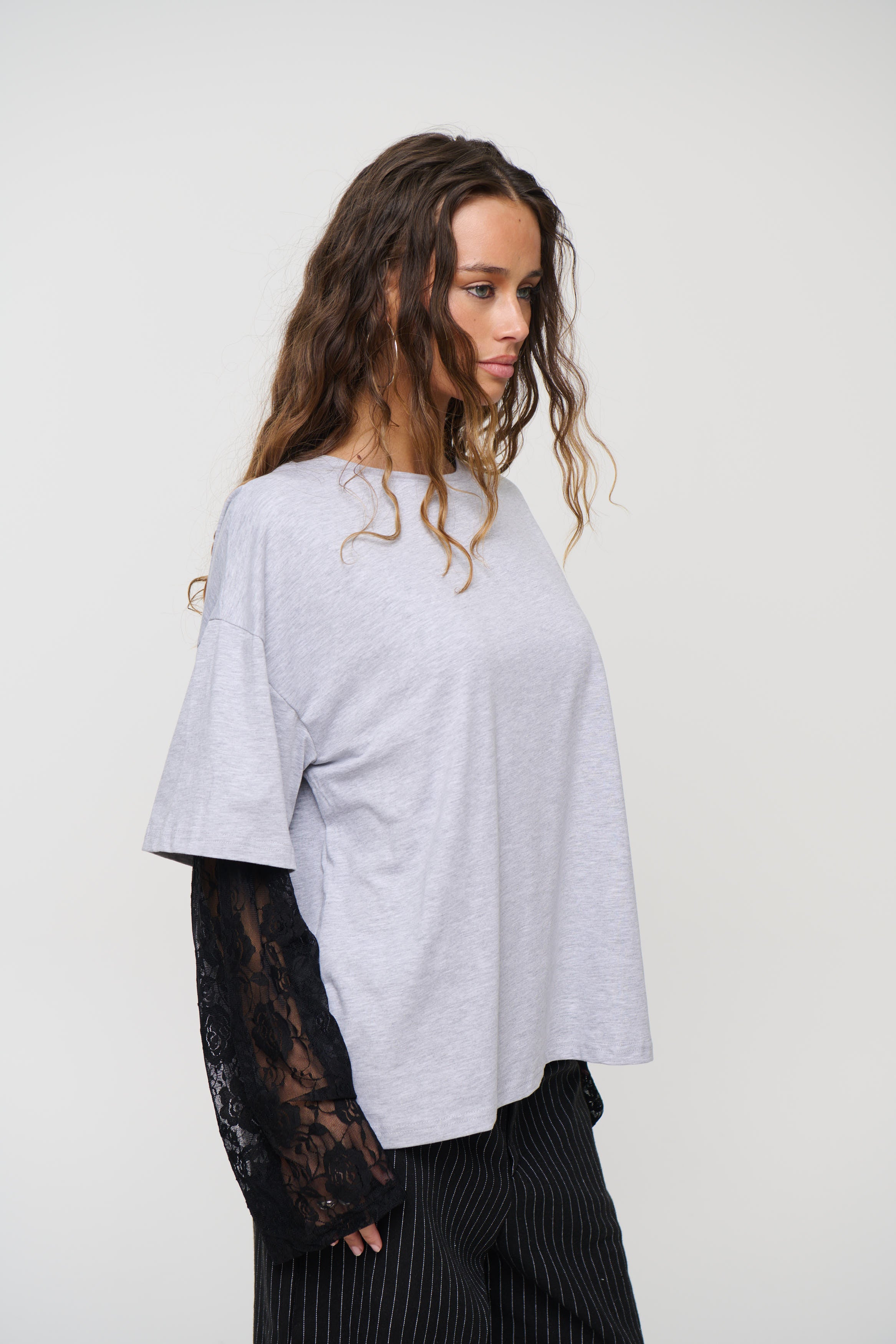 Francesca Lace Tee Light Grey