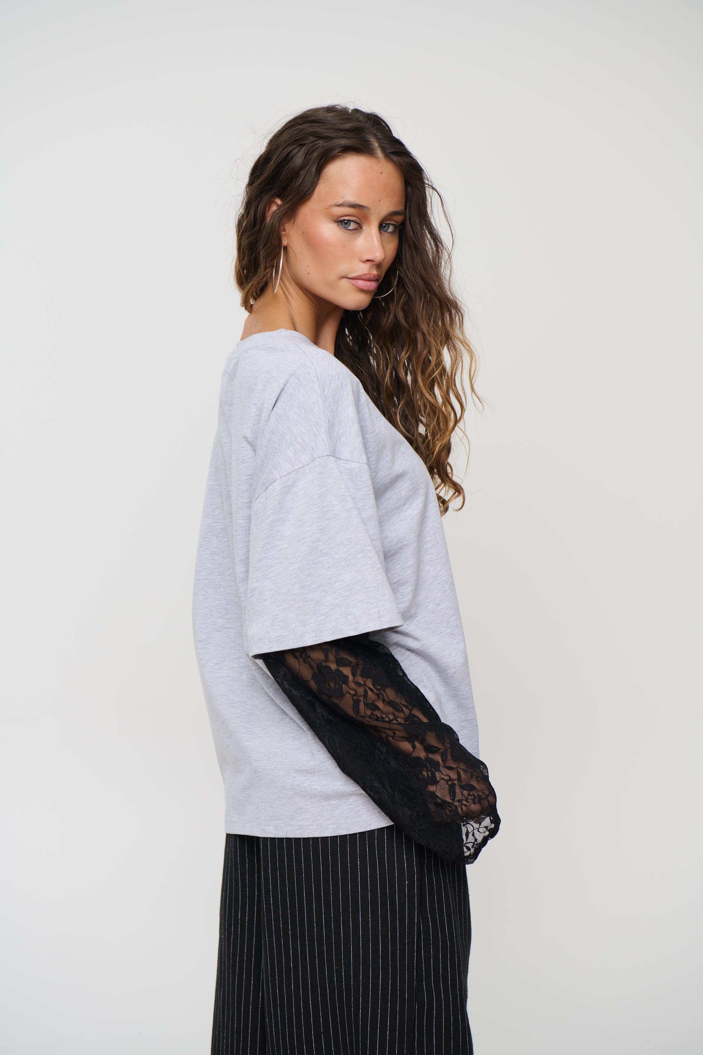 Francesca Lace Tee Light Grey