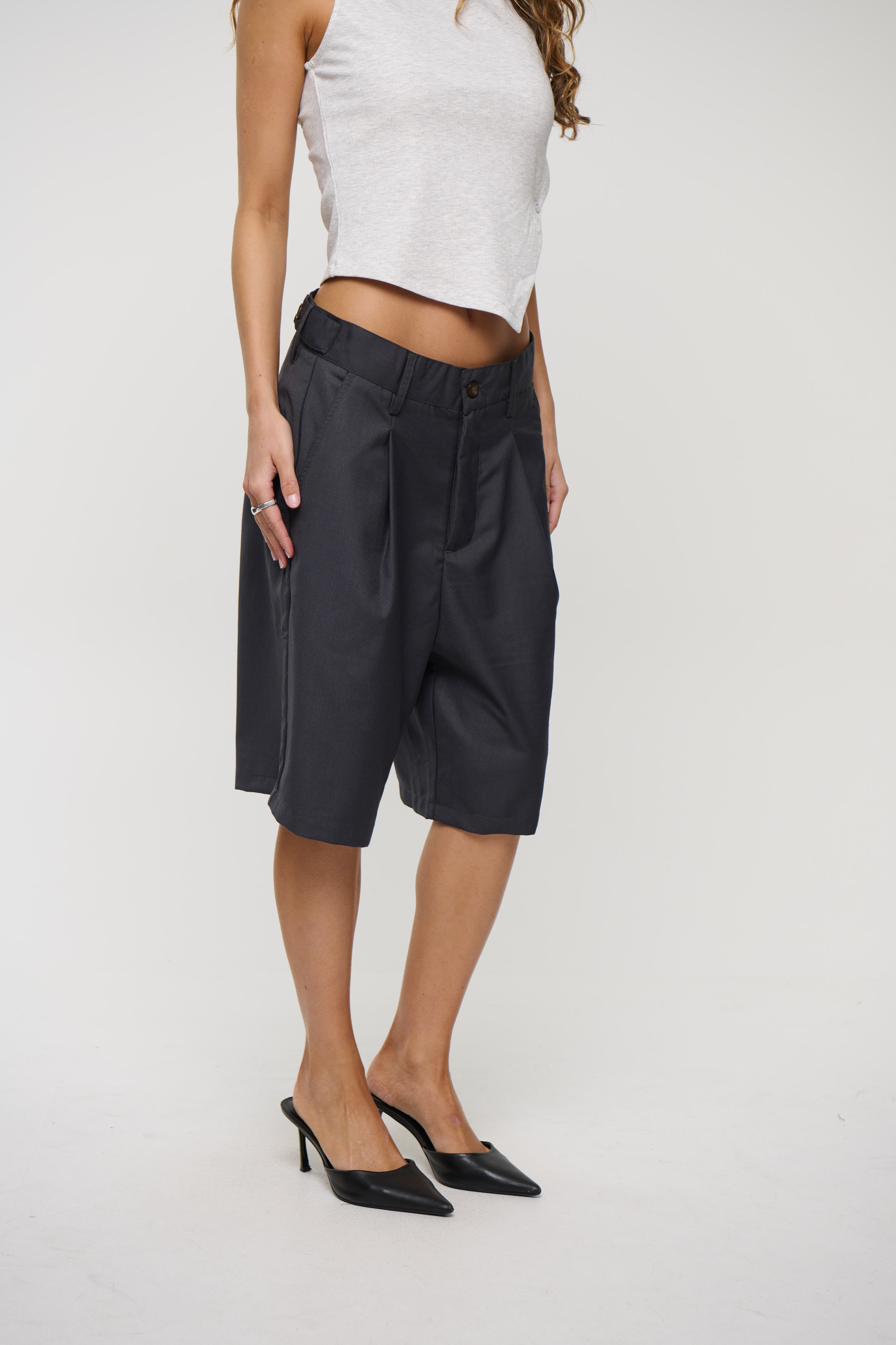 Unisex Dom Relaxed Short Dark Grey