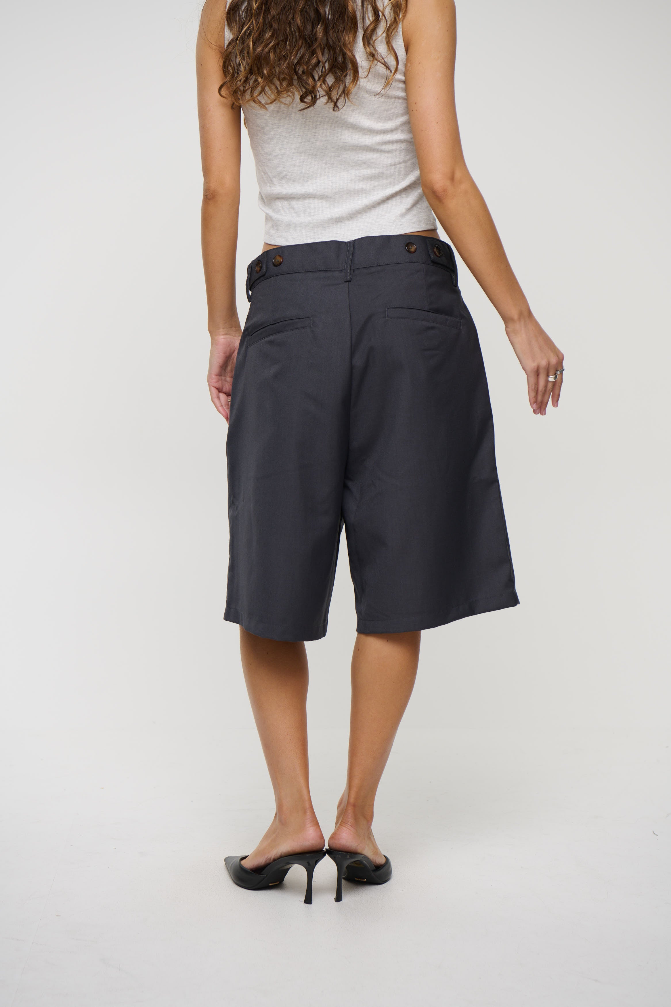 Unisex Dom Relaxed Short Dark Grey