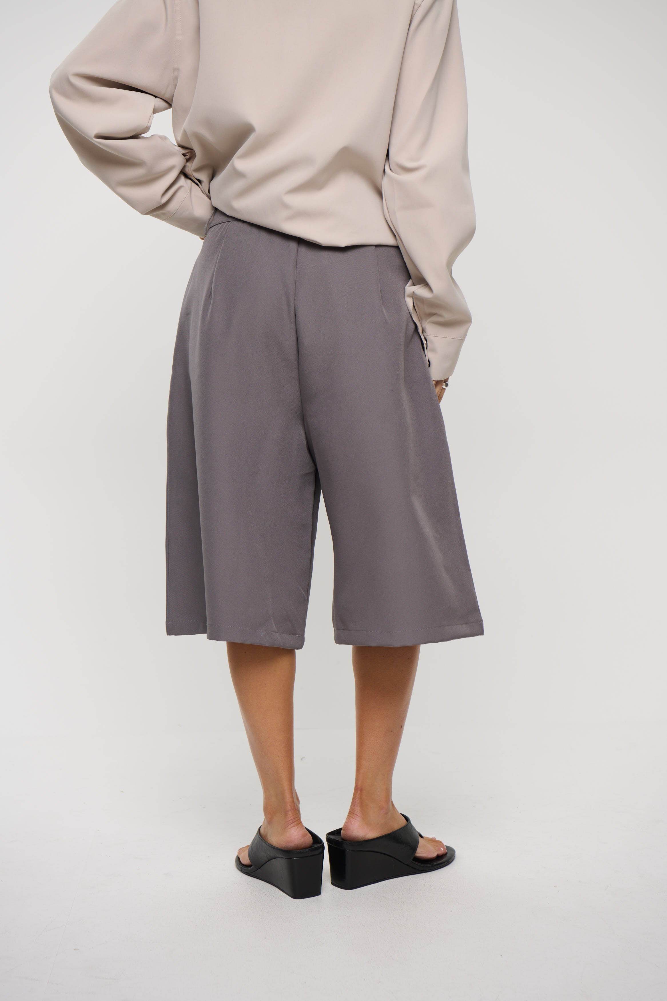 Roni Long Short Dark Grey