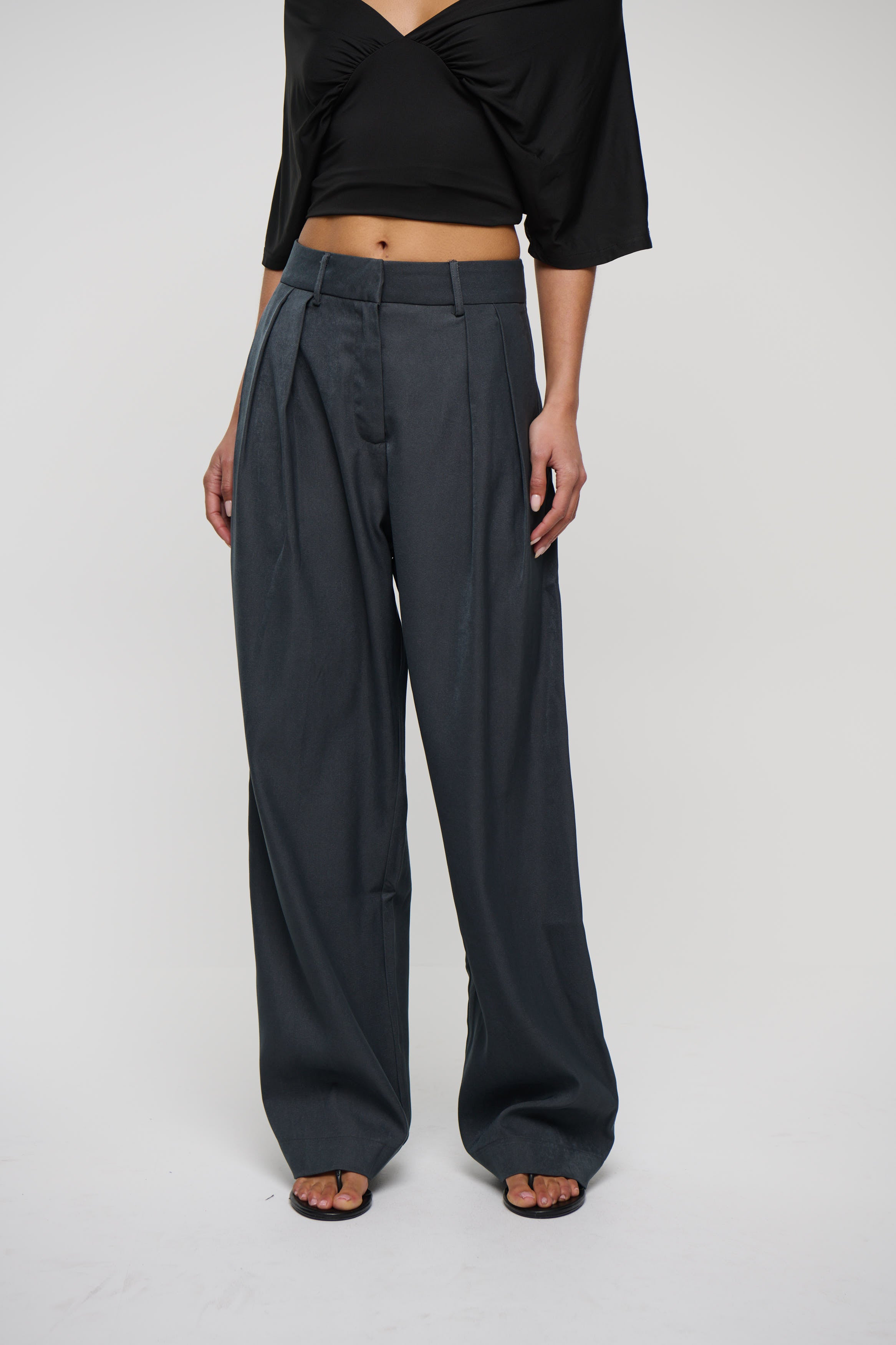 Vanessa Pant Grey