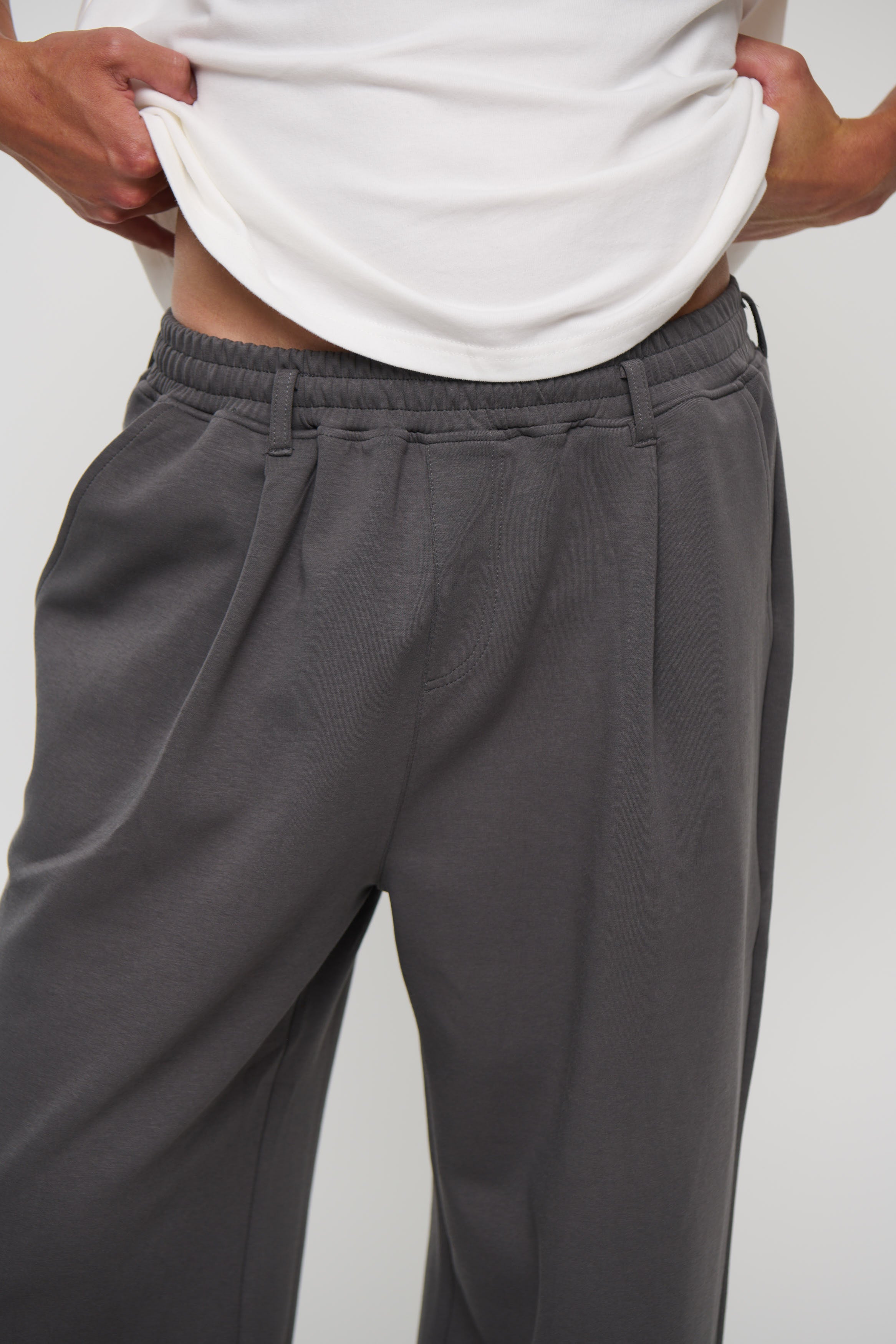 Carter Track Pant Dark Grey