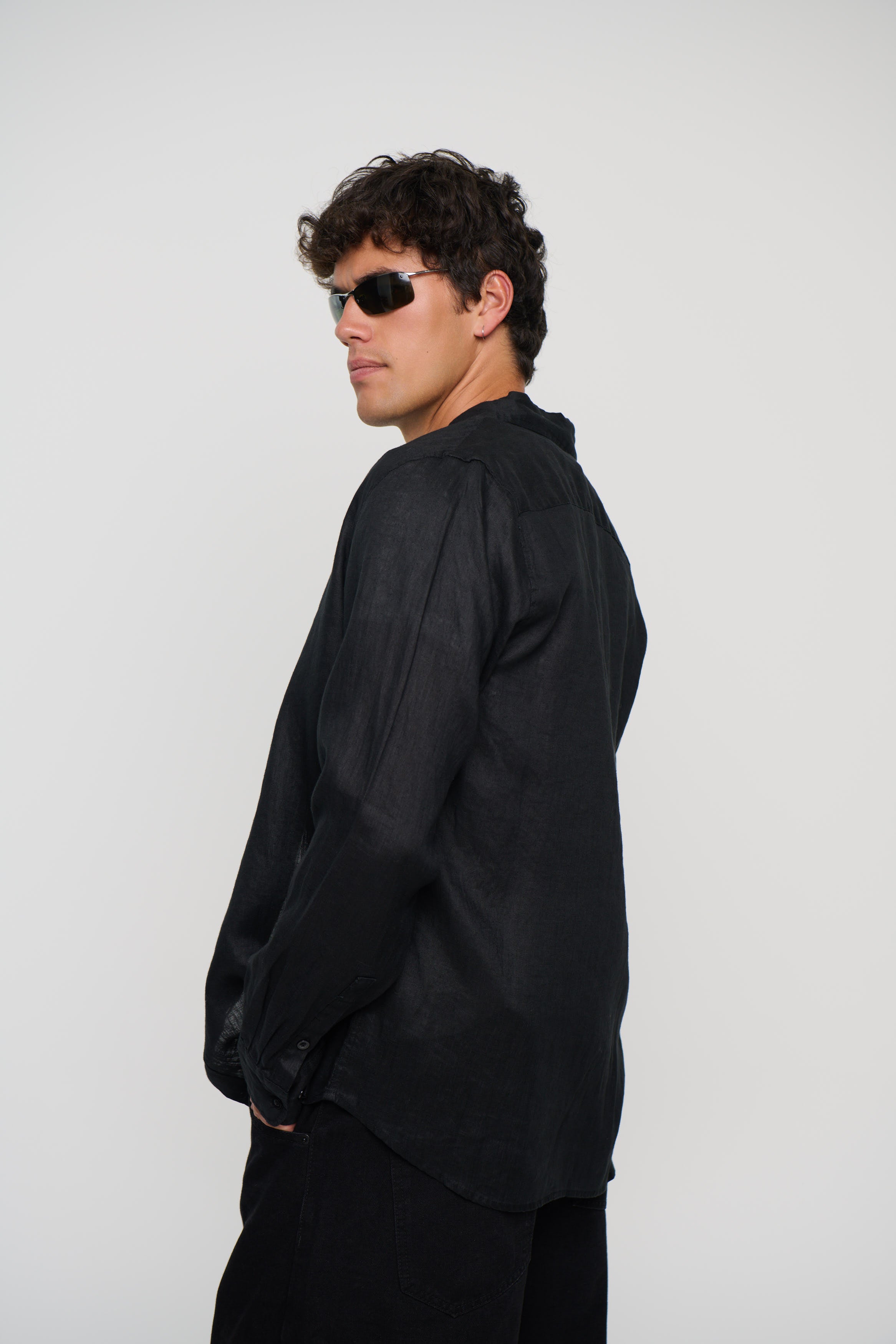 Luca Linen Shirt Black