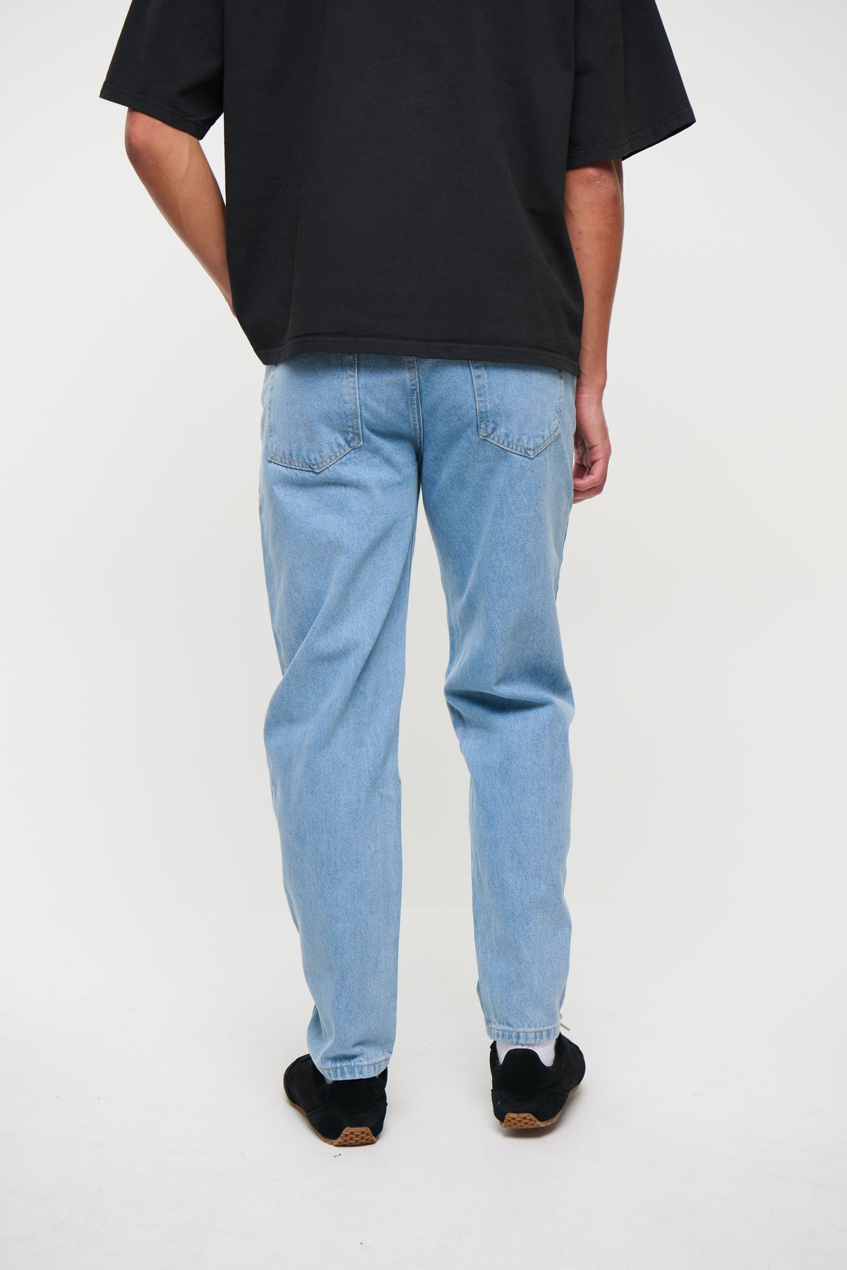 Linton Relaxed Denim Light