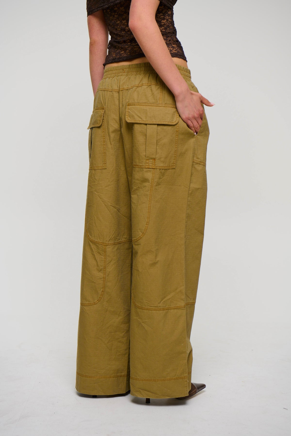 Alyssia Pant Khaki