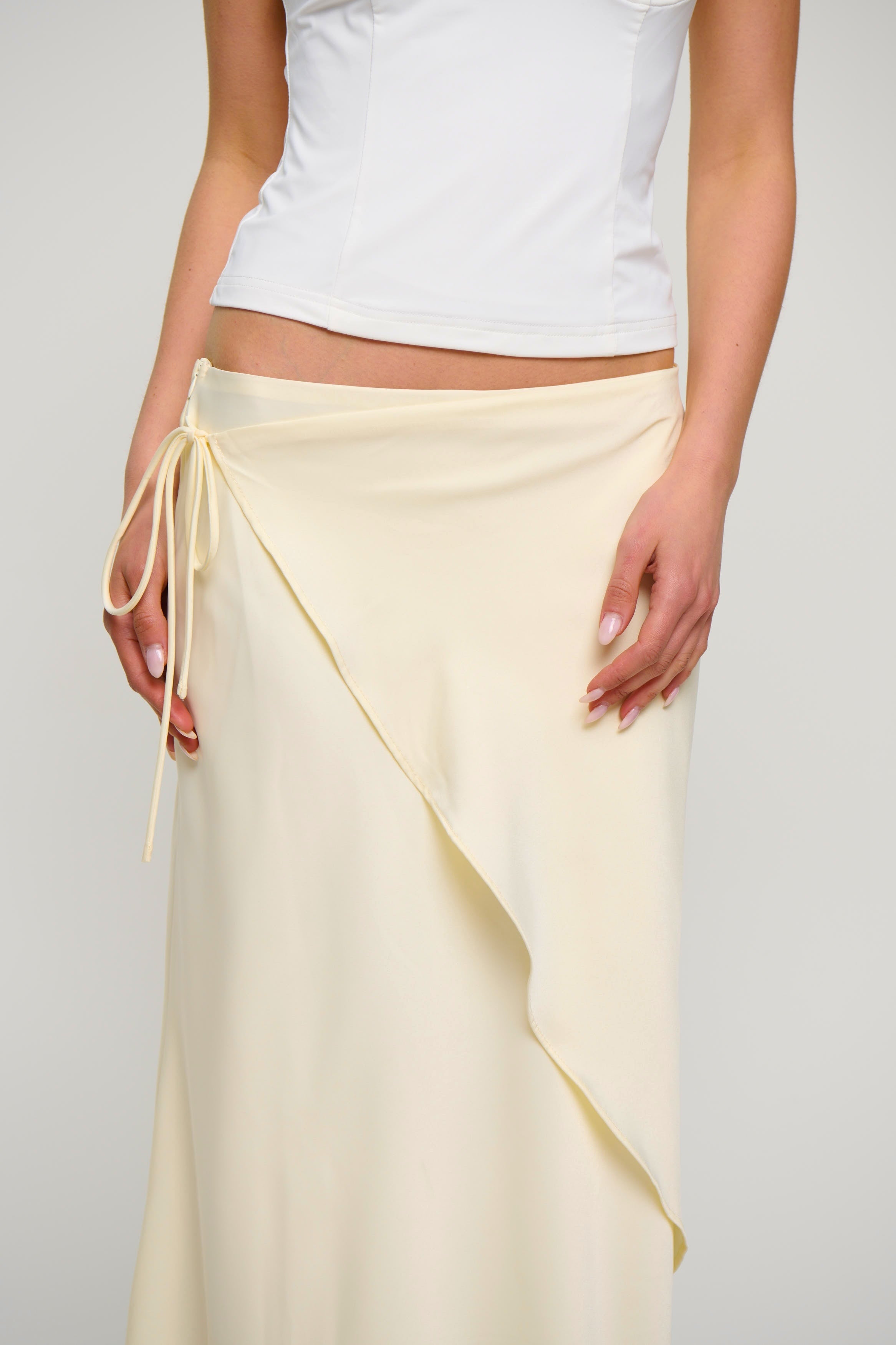 Levi Maxi Skirt Lemon
