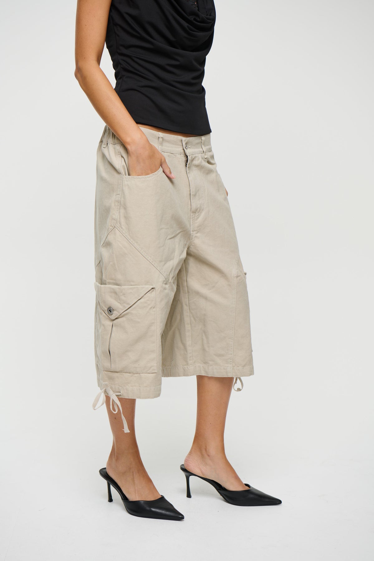 Annie Cargo Short Stone