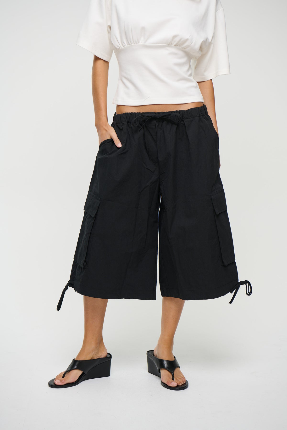 Grace Cargo Short Black