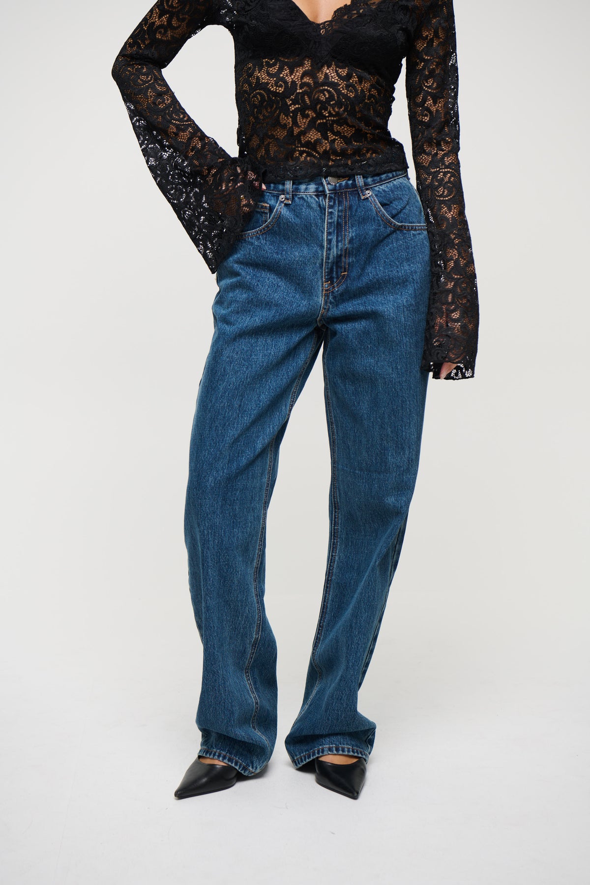 Valencia Straight Leg Jean Blue