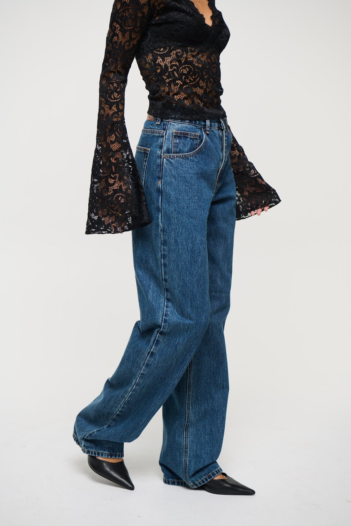 Valencia Straight Leg Jean Blue