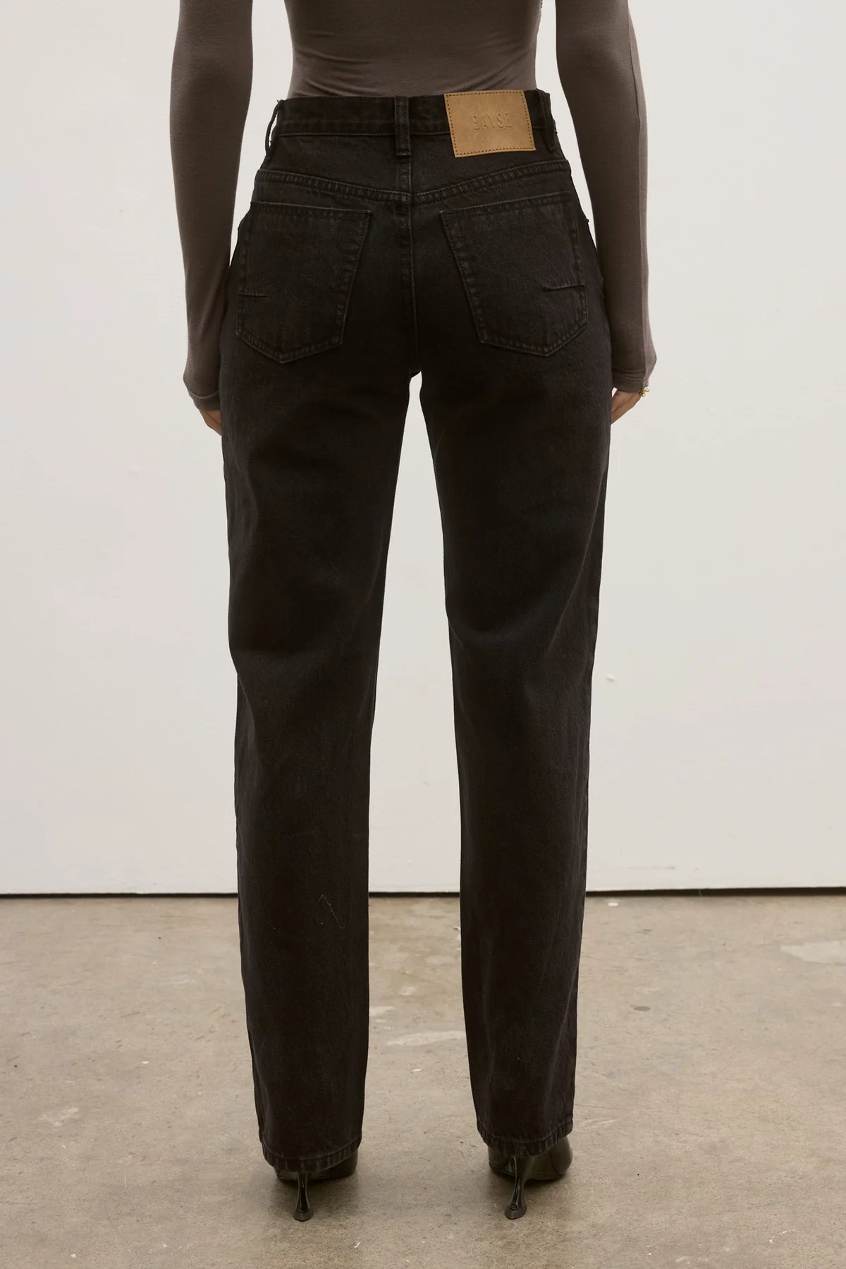 Julia Jean Backstage Black