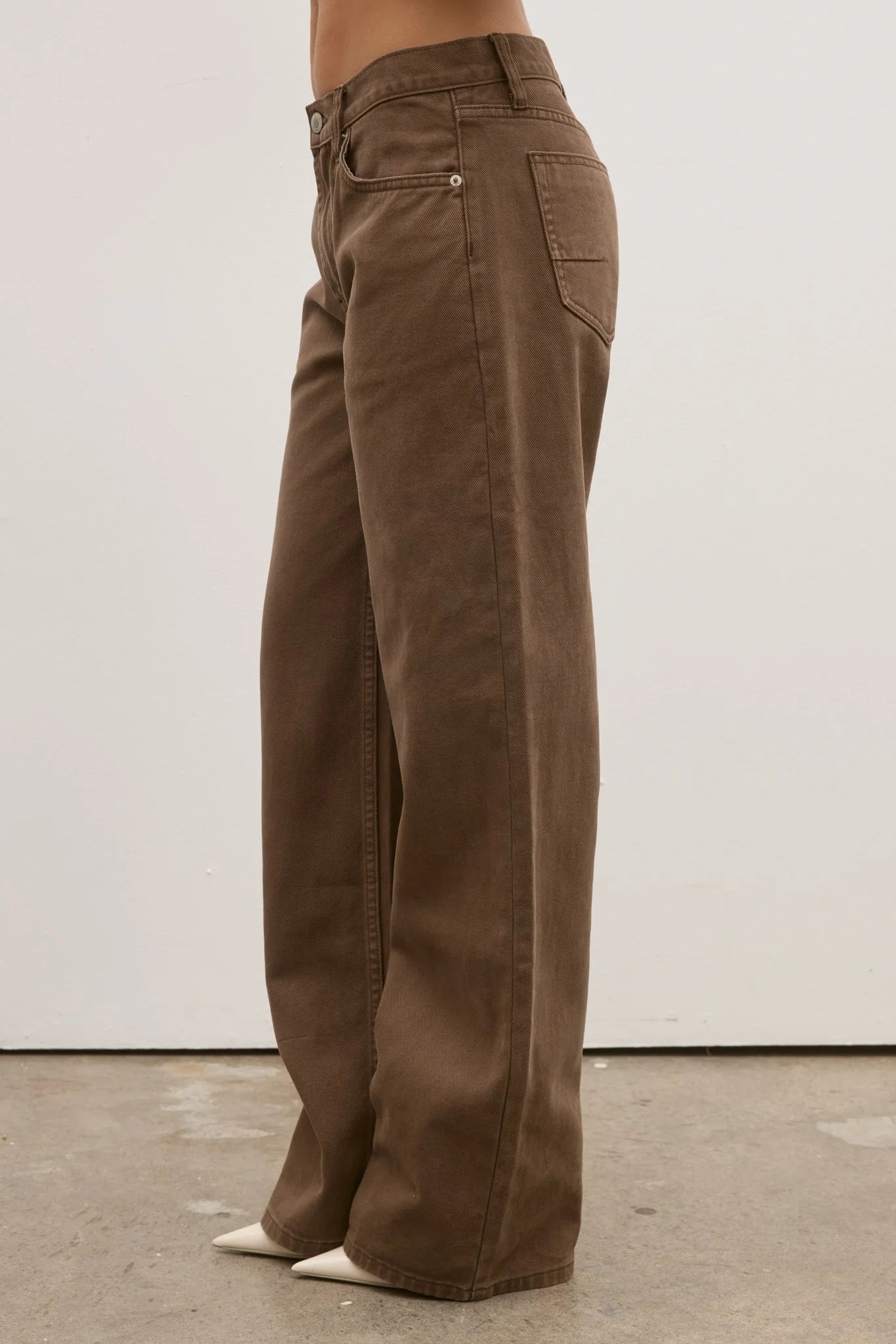 Avery Mid Rise Jean Chocolate