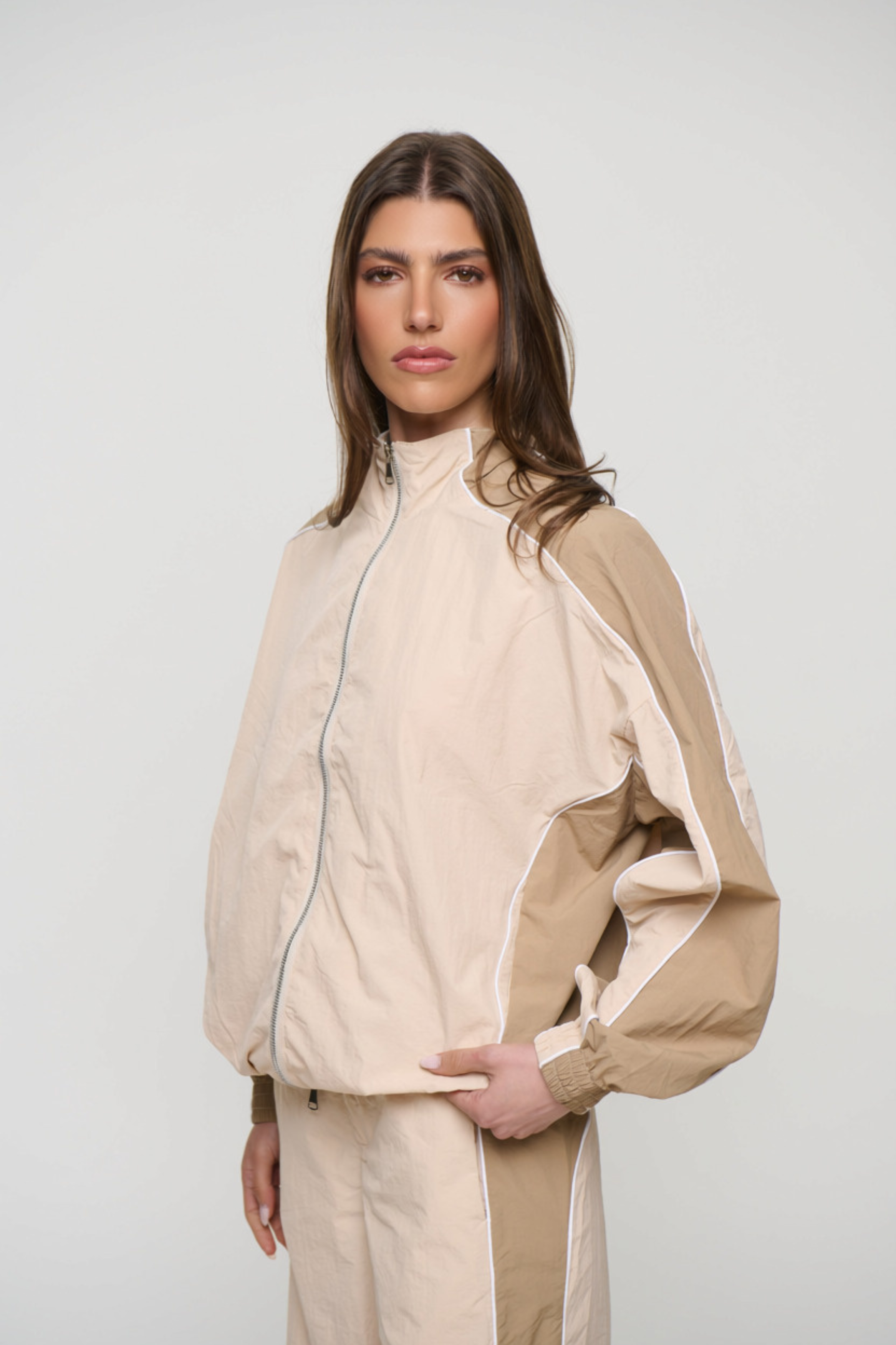 Cleo Windbreaker Beige