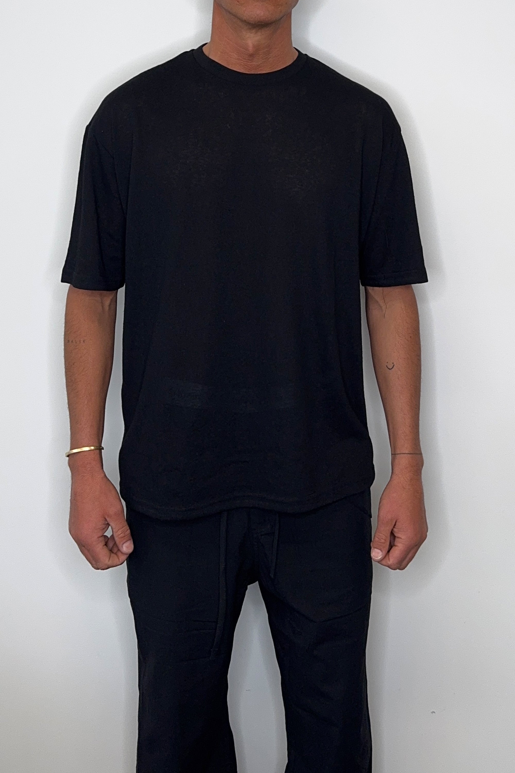 Lightweight Linen Look Tee Black