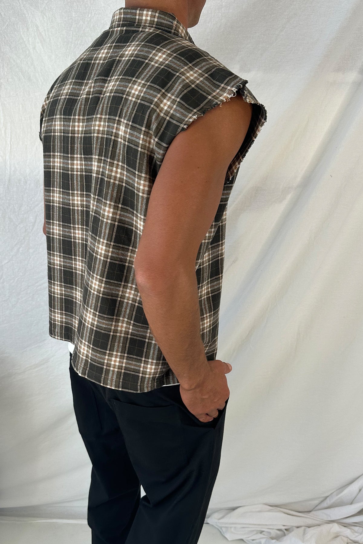 Brooklyn Check Cutoff Brown