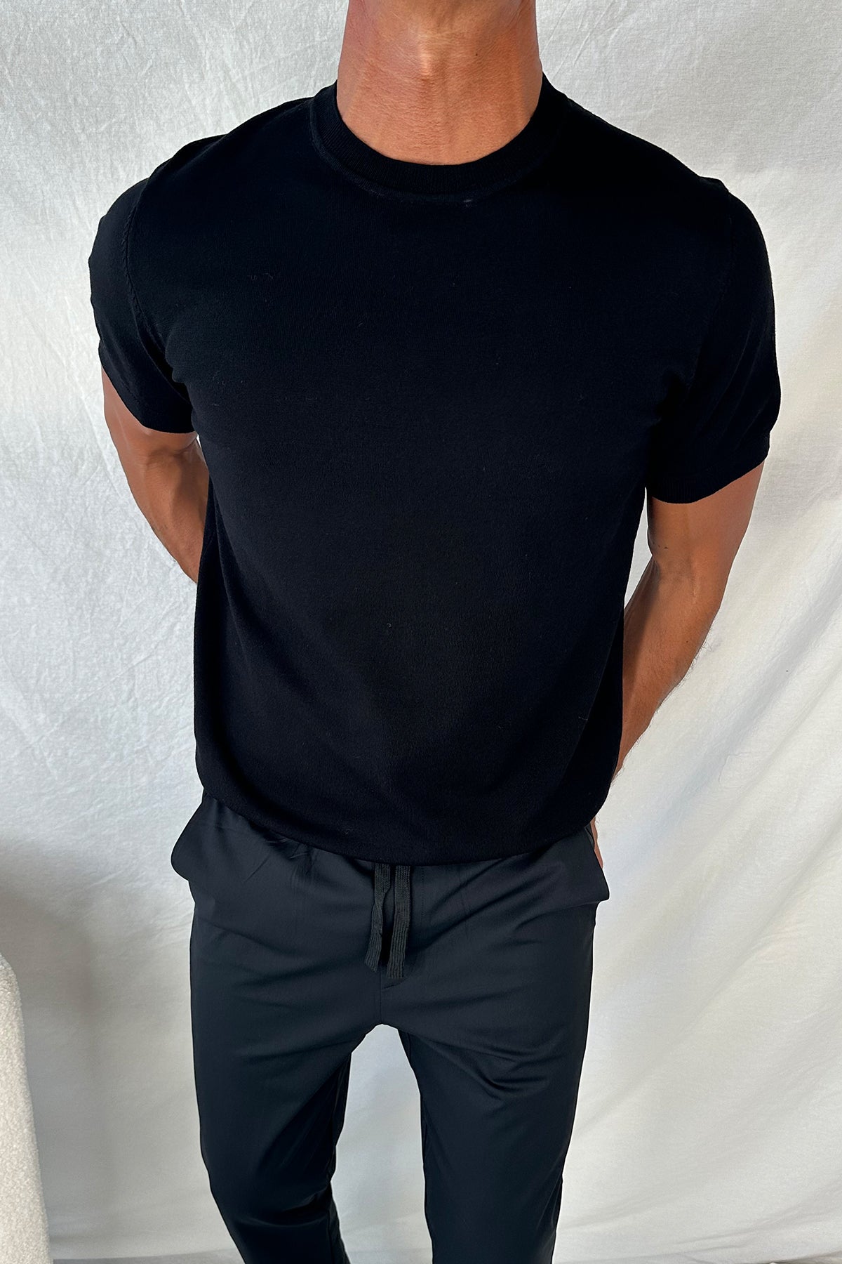 Nigel Fitted Knitted Tee Black
