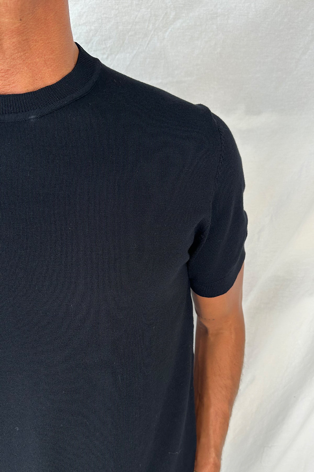 Nigel Fitted Knitted Tee Black