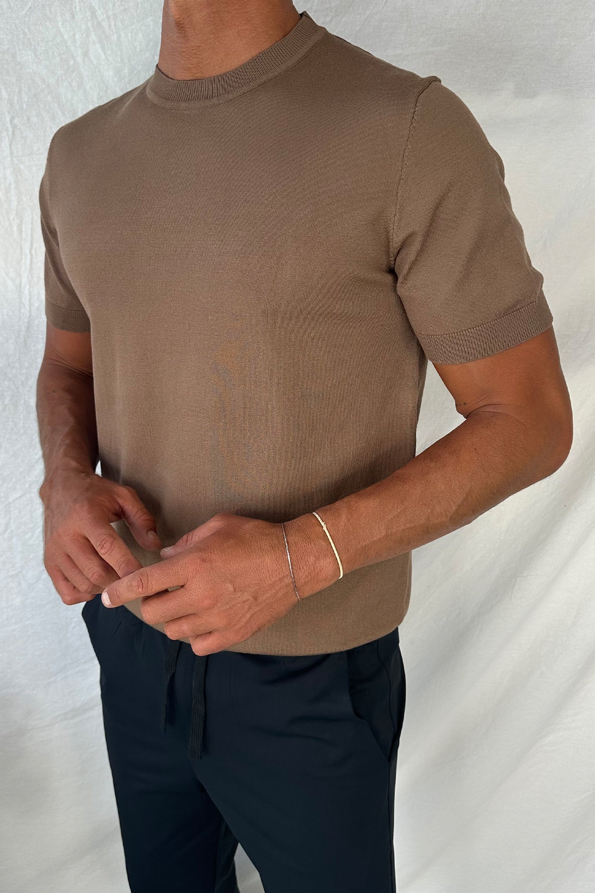 Nigel Fitted Knitted Tee Choc