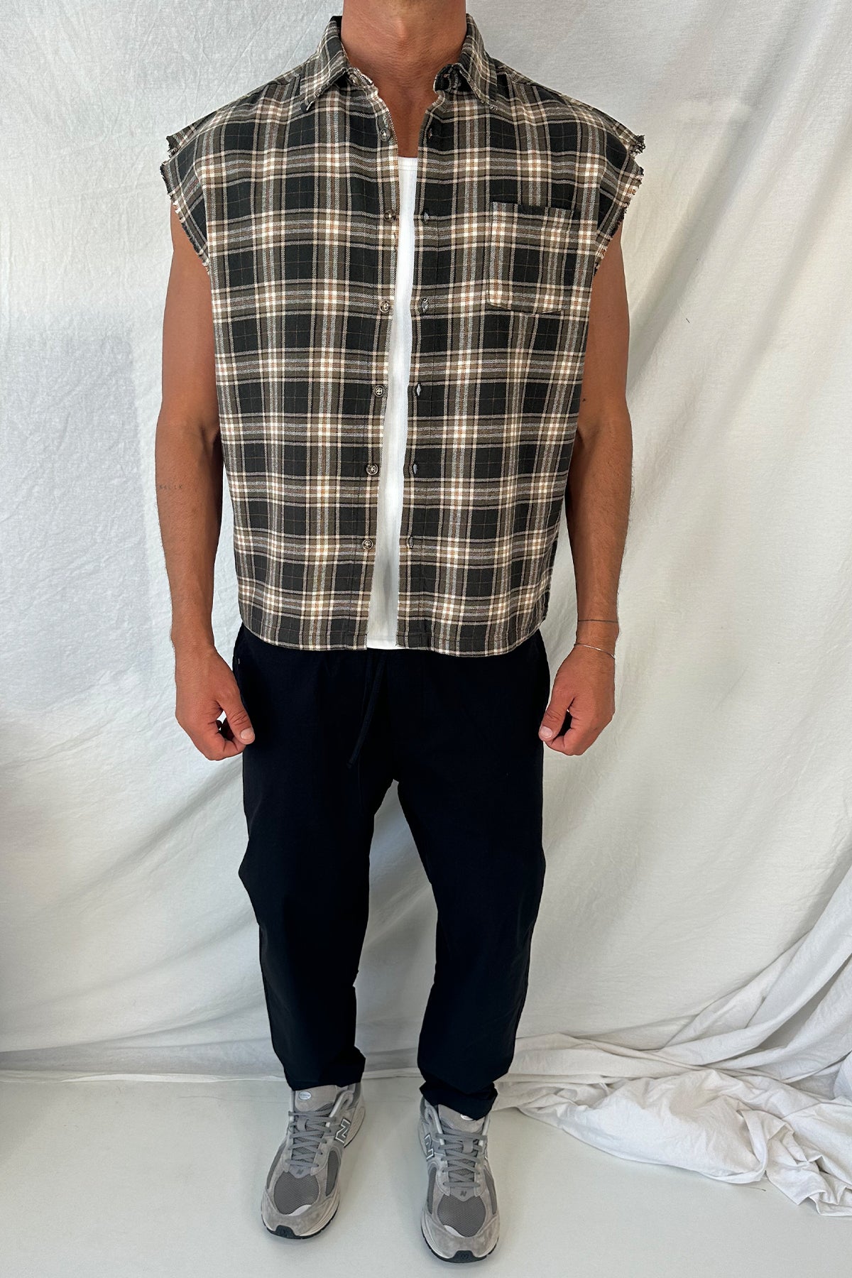 Brooklyn Check Cutoff Brown