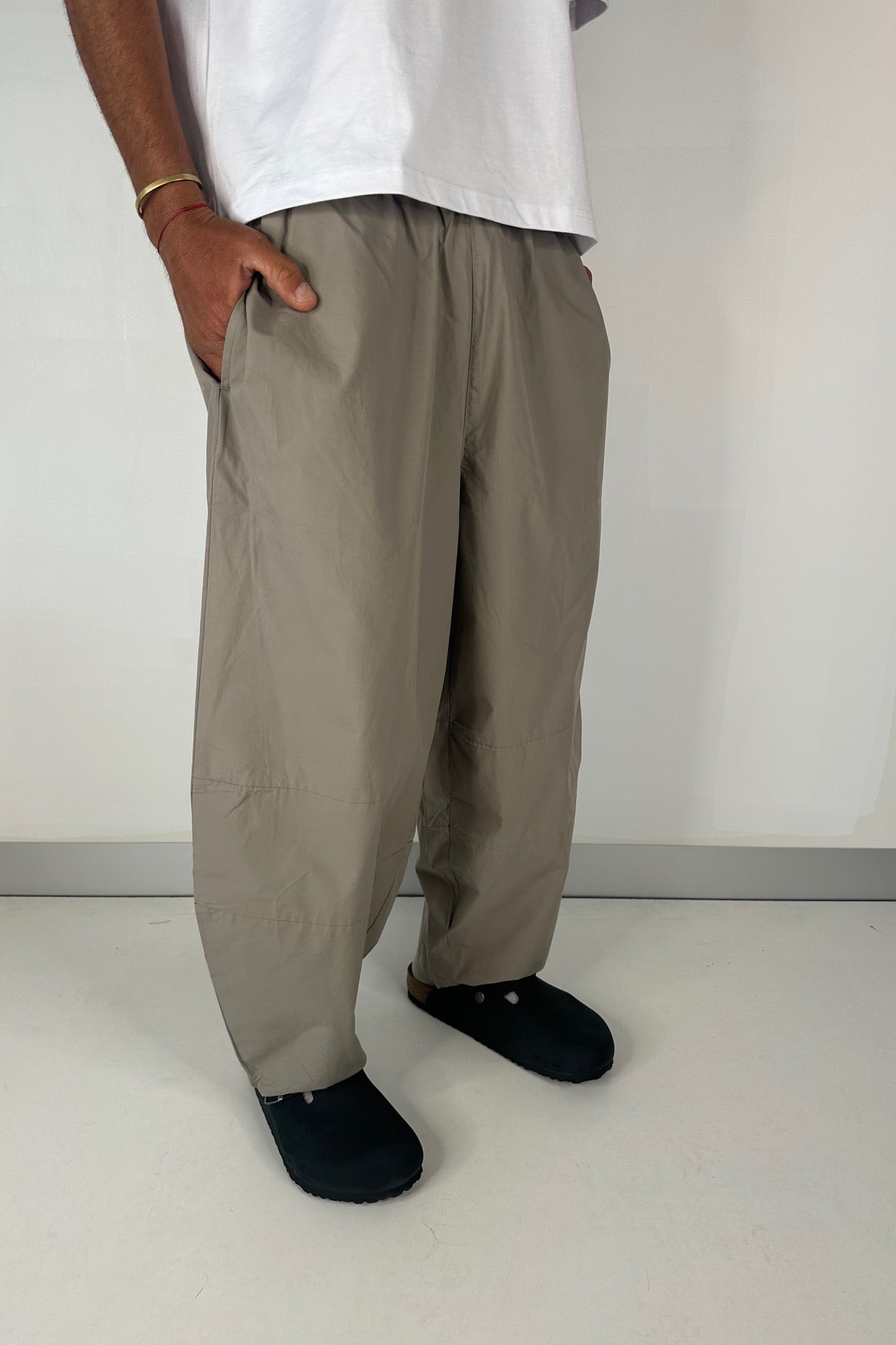 Julius Baggy Pant Khaki
