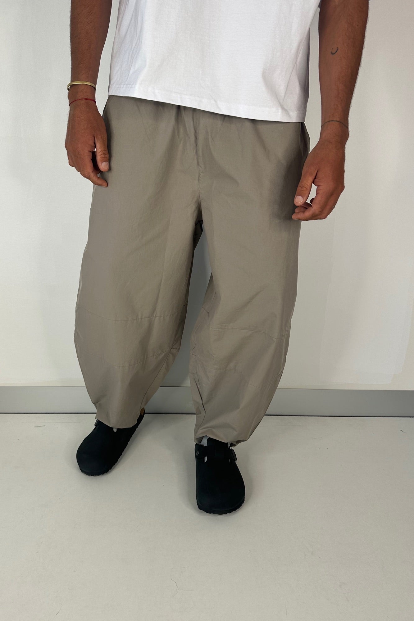 Julius Baggy Pant Khaki