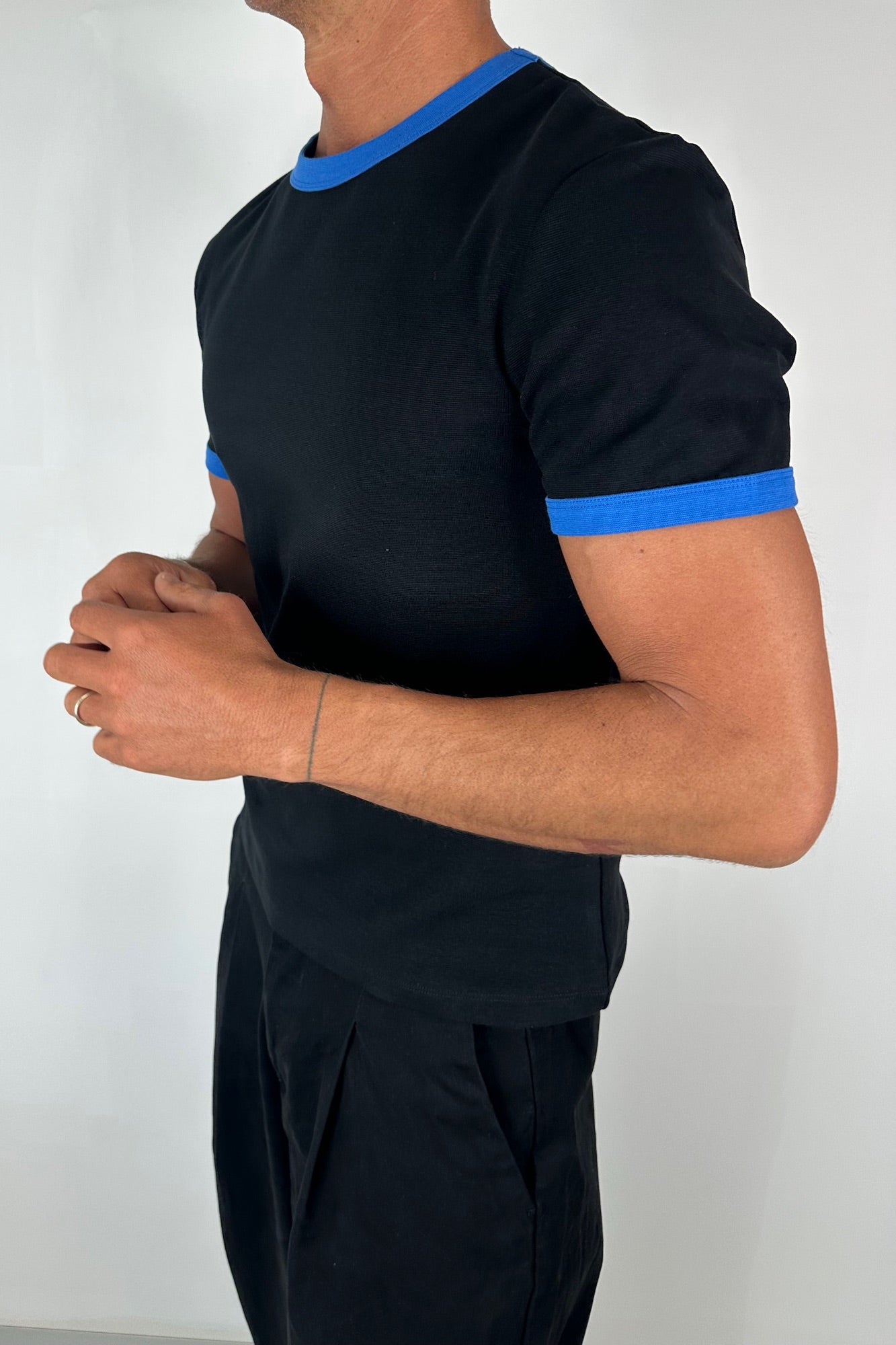 Charlie Ringer Tee Black