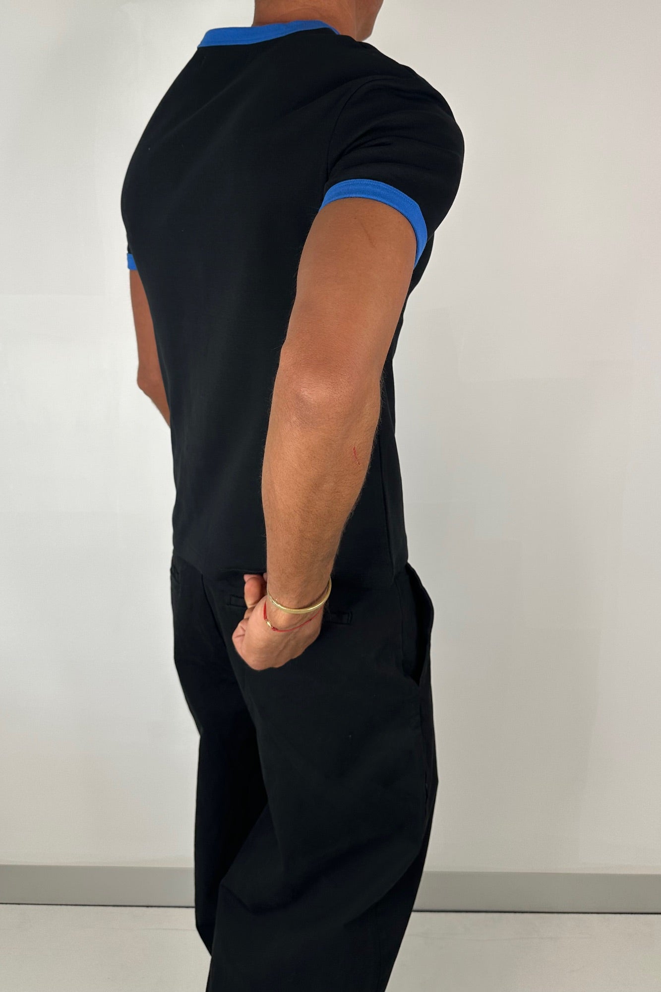 Charlie Ringer Tee Black