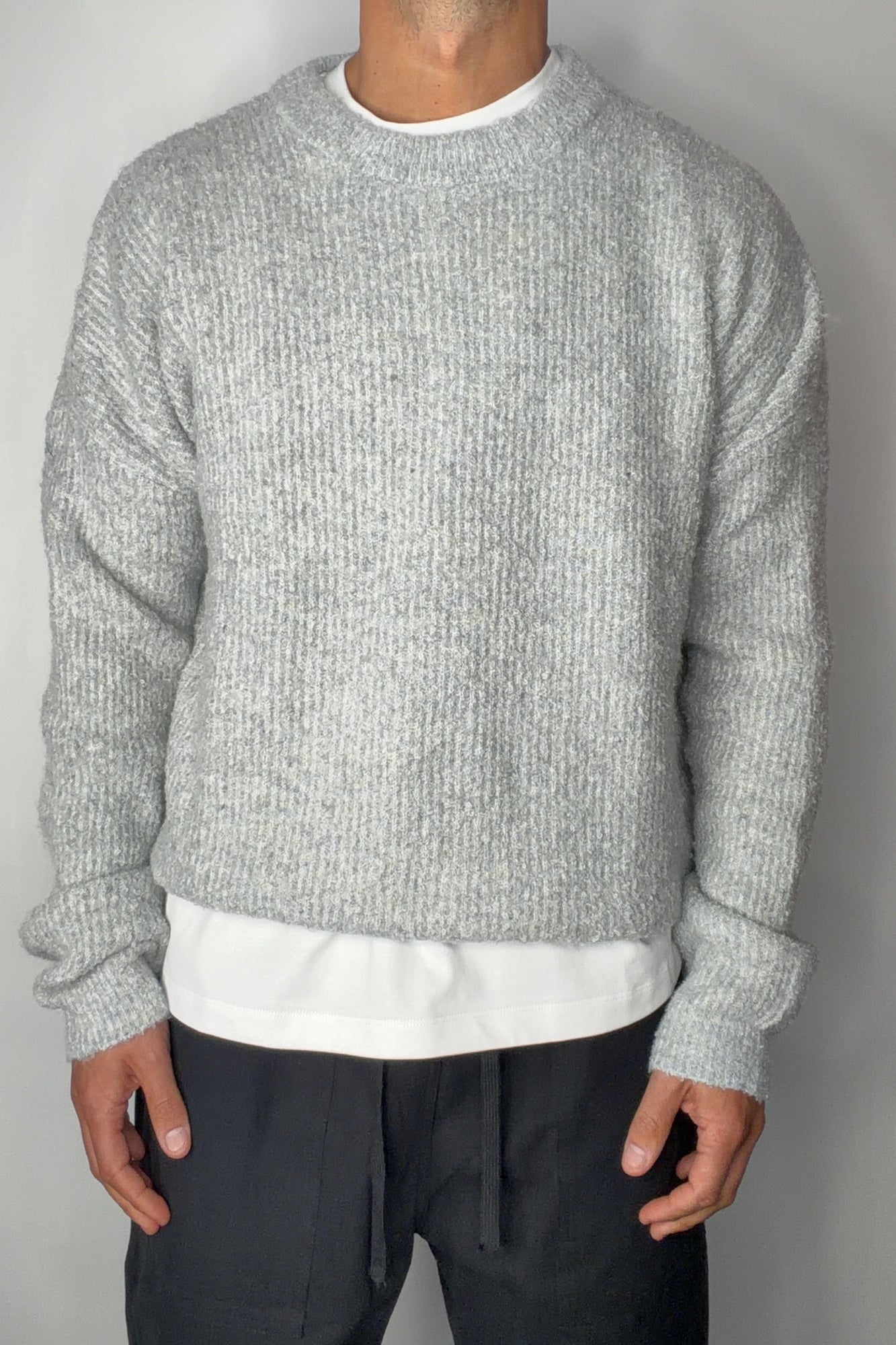 Soft Crew Knit Light Grey