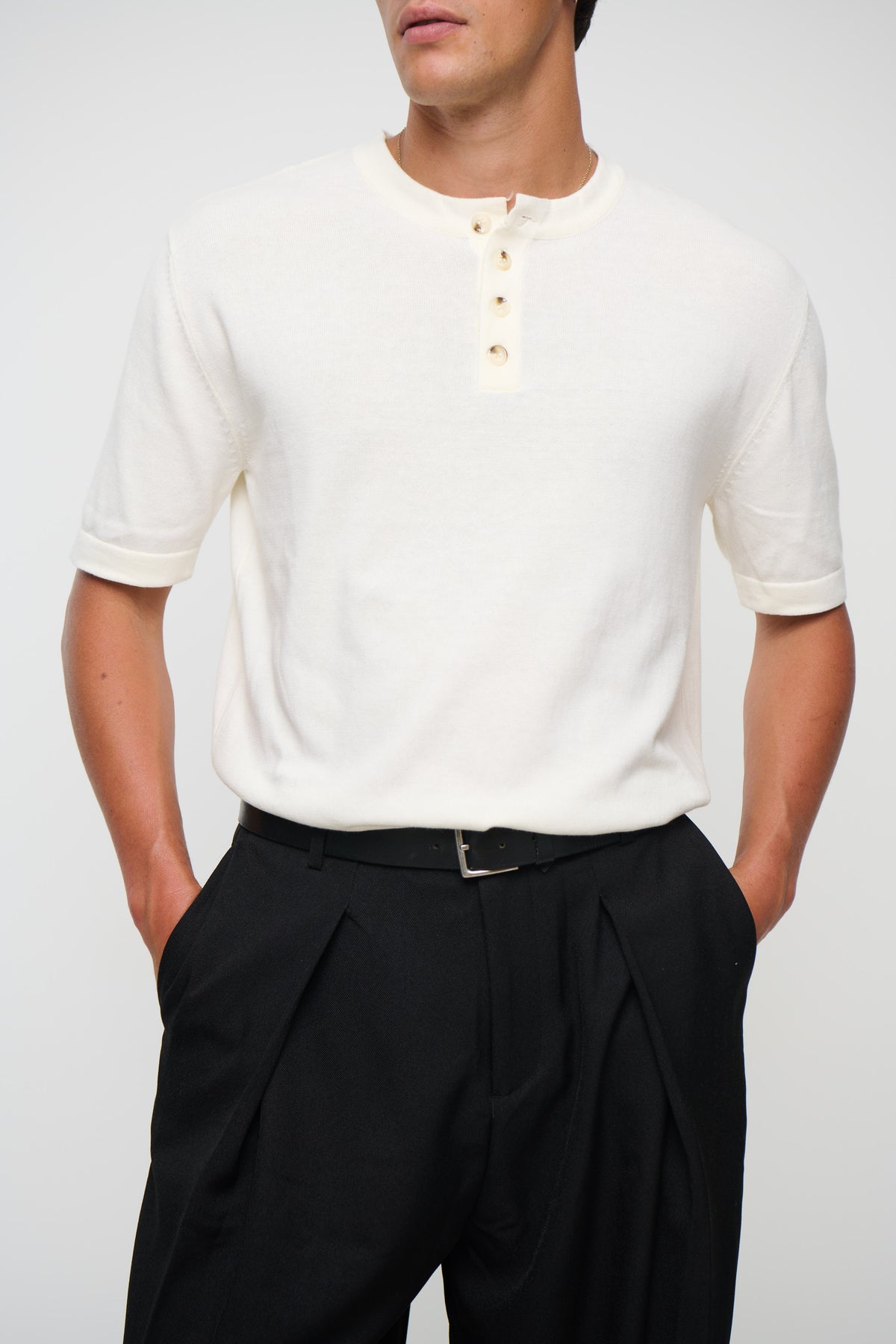 Jackson Fitted Short Sleeve Henley Ivory
