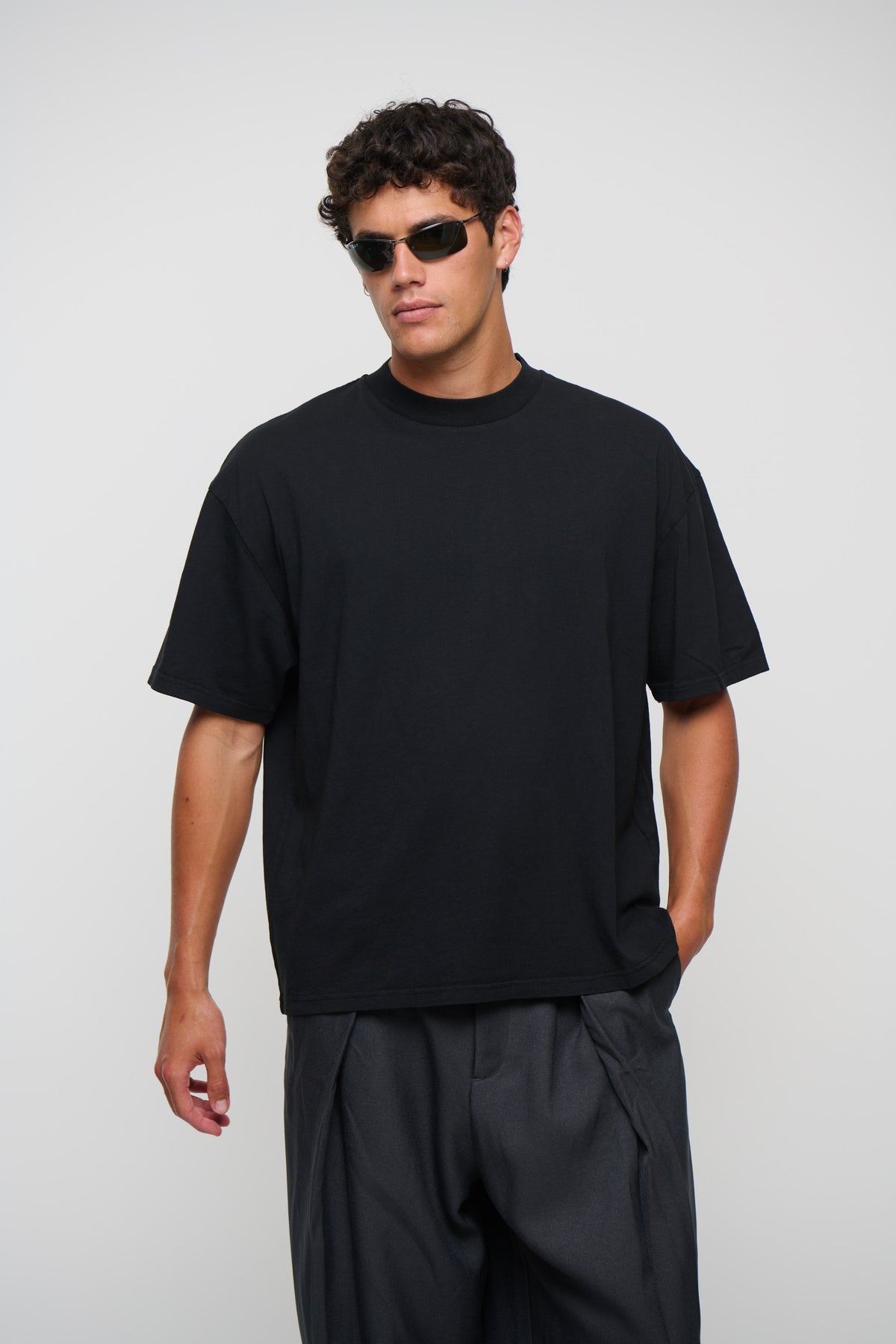 Billy Regular Fit Tee Black